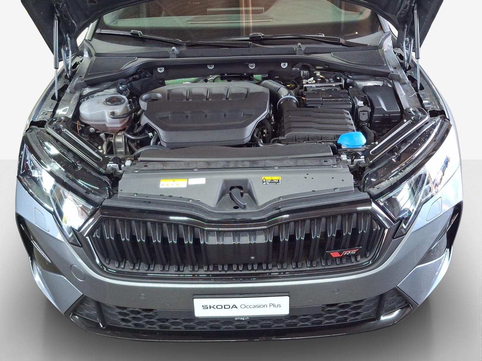 SKODA Octavia Combi 2.0 TSI DSG RS-image-15