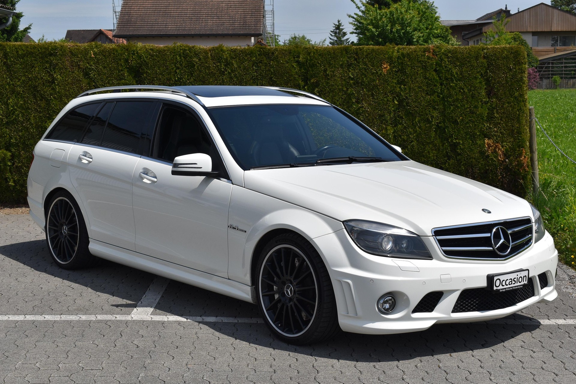 MERCEDES-BENZ C 63 V8 AMG Kombi-image-6