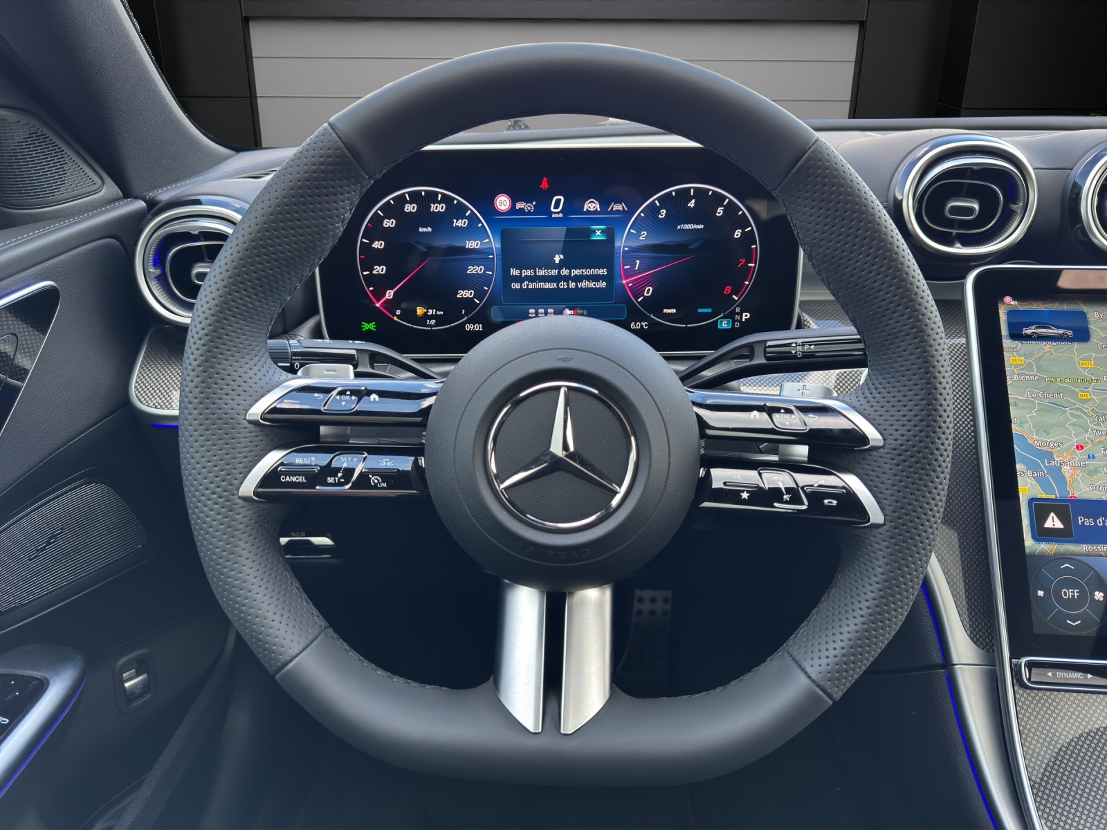 MERCEDES-BENZ C 200 4 Matic-image-13