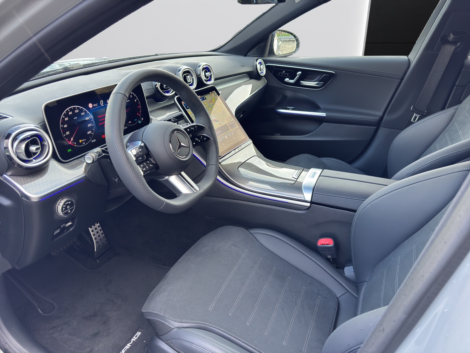 MERCEDES-BENZ C 200 4 Matic-image-5