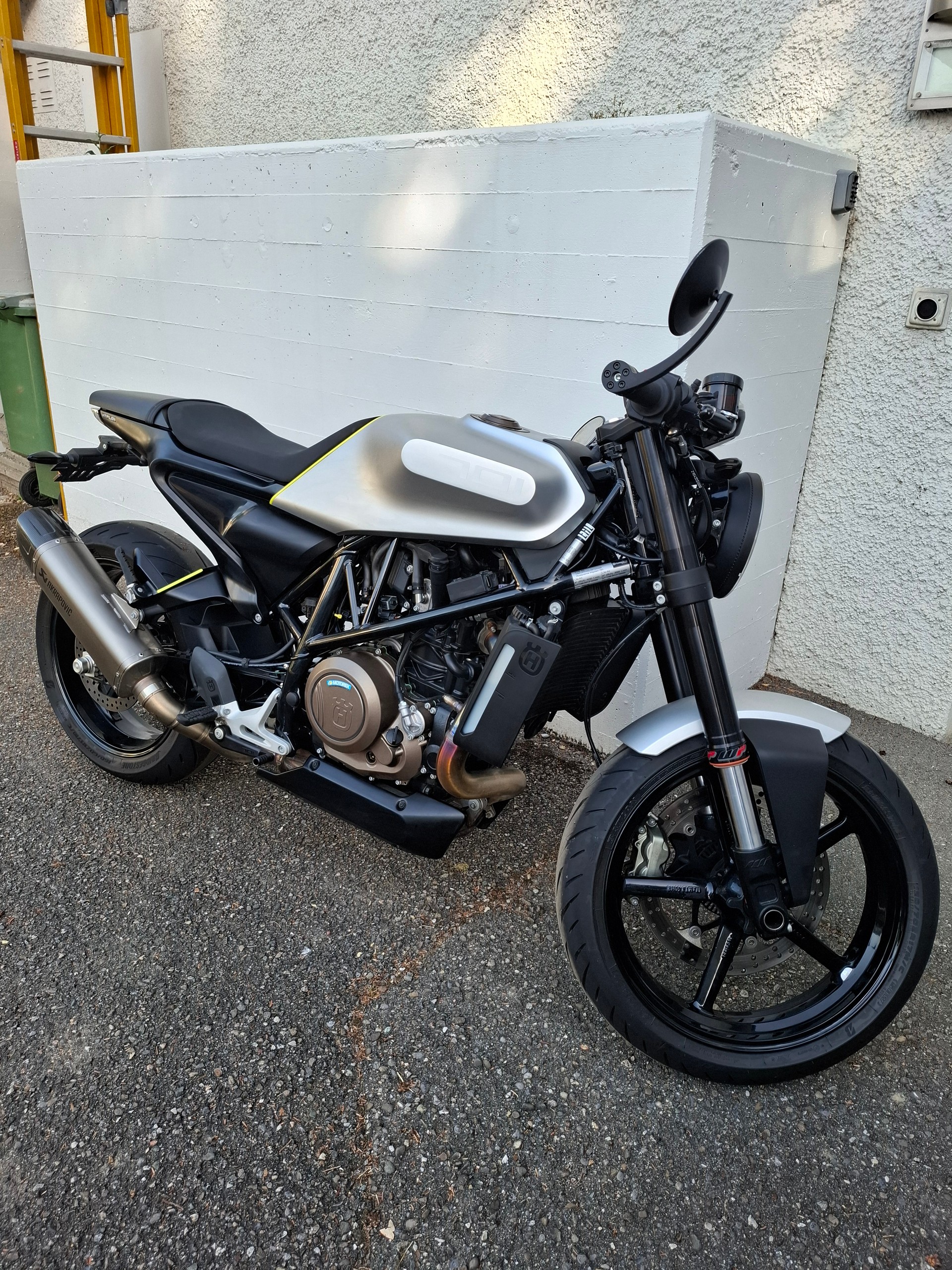 HUSQVARNA Vitpilen 701-image-1