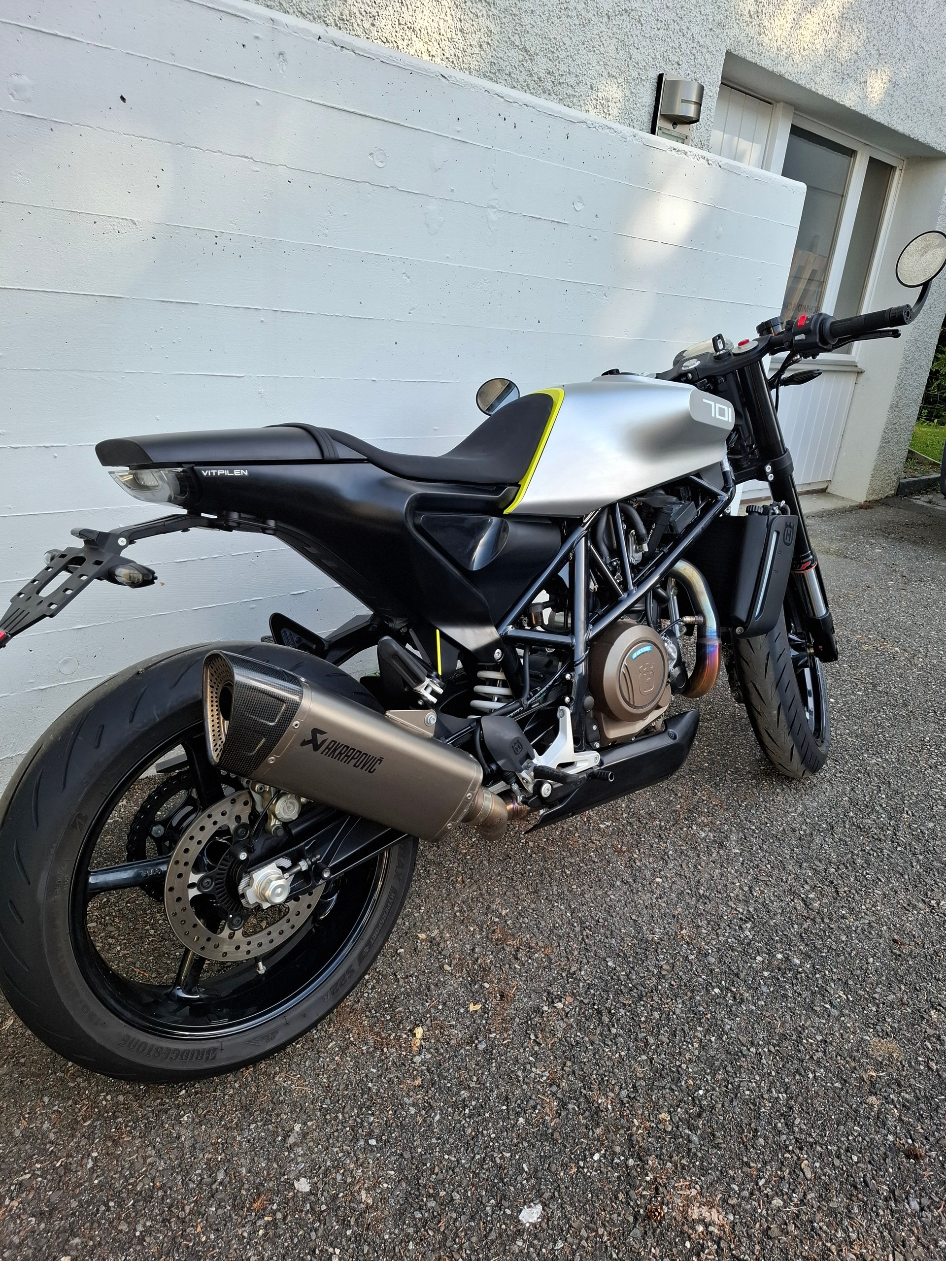 HUSQVARNA Vitpilen 701