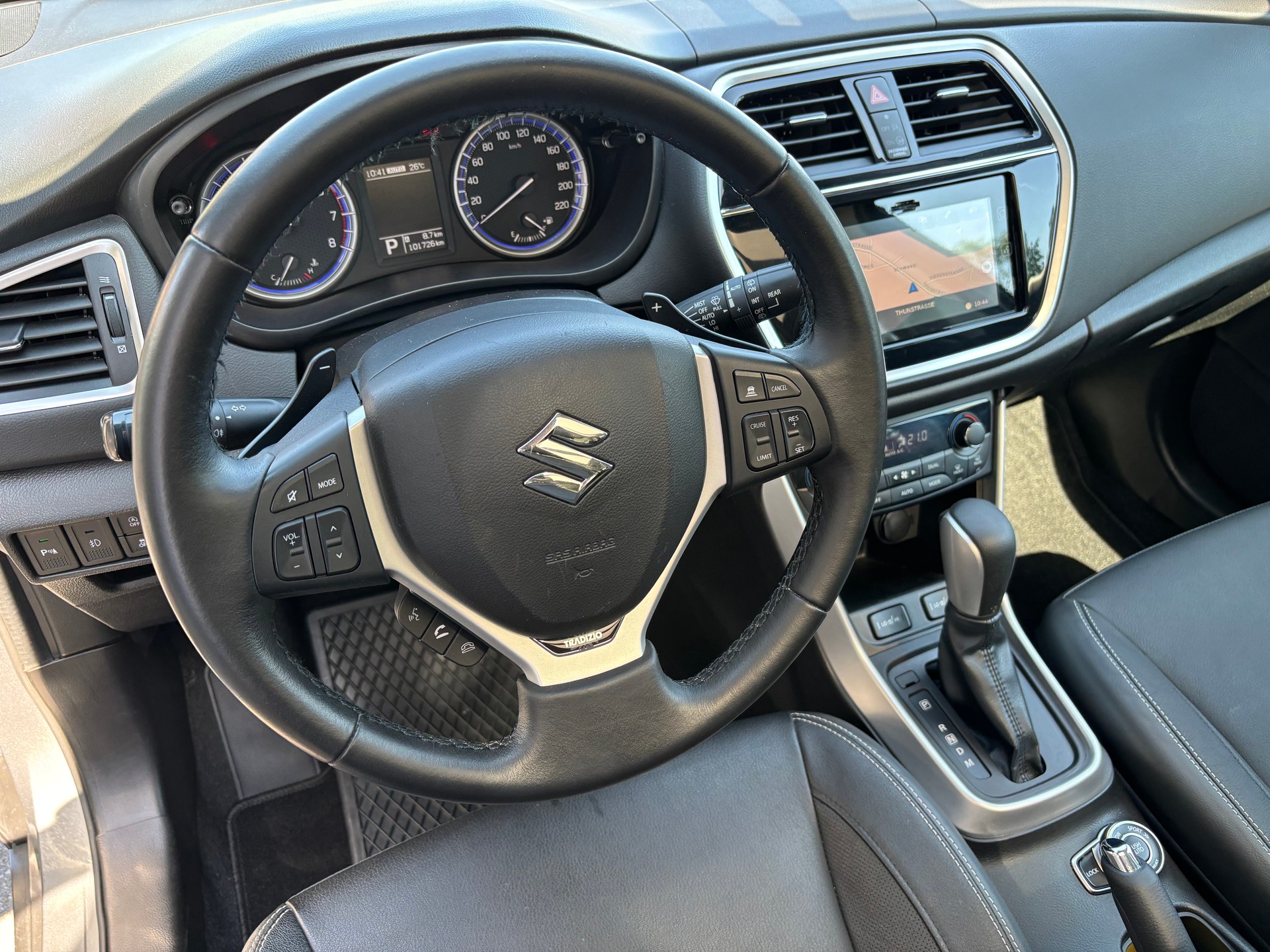 SUZUKI SX4 S-Cross 1.4 Tradizio Top 4WD-image-12