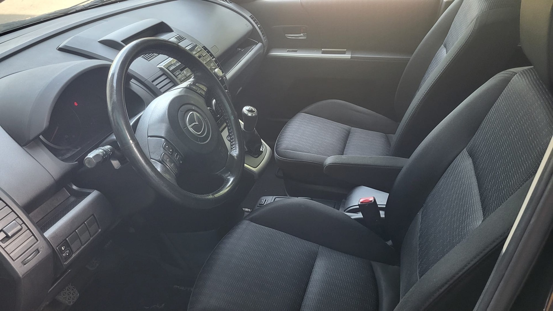 MAZDA 5 2.0 16V Sport-image-6