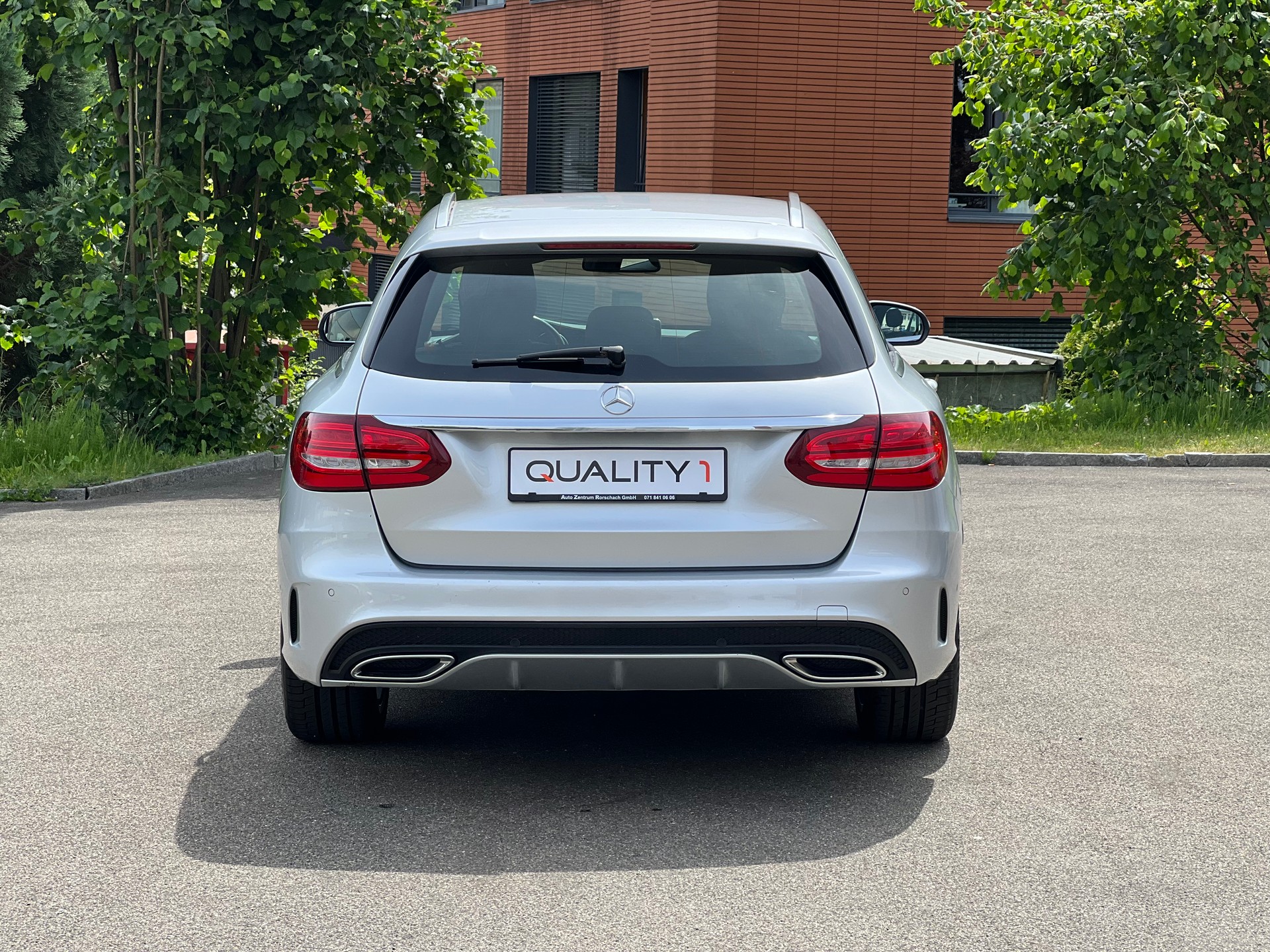MERCEDES-BENZ C 250 BlueTEC AMG Line 4Matic 7G-Tronic-image-7