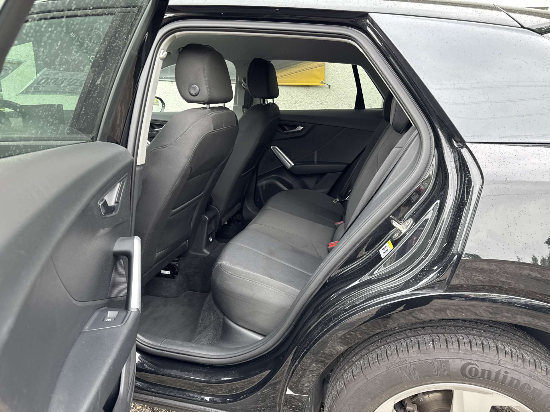 AUDI Q2 35 TDi S-Line quattro S-Tronic Automat-image-7