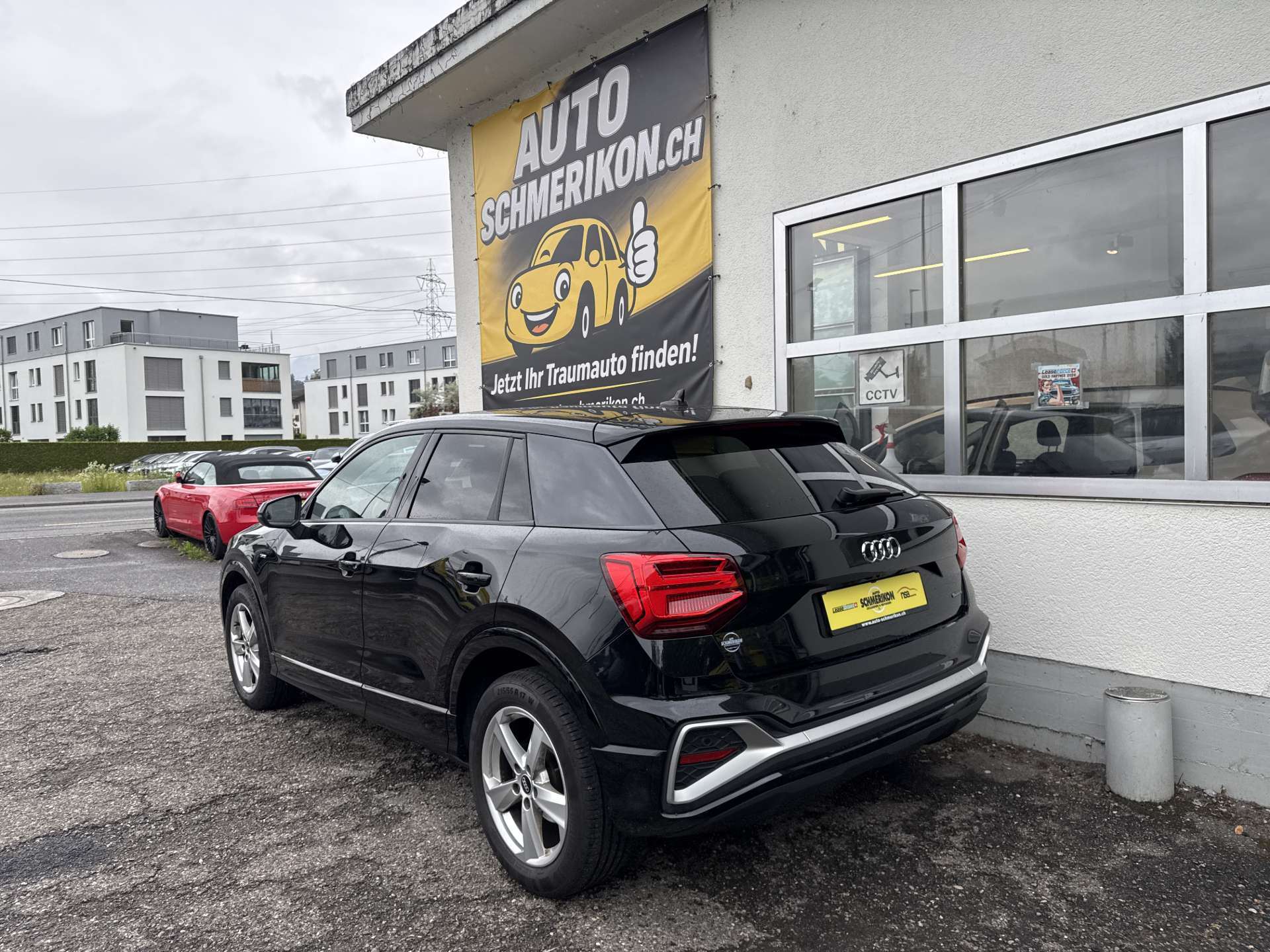 AUDI Q2 35 TDi S-Line quattro S-Tronic Automat-image-2