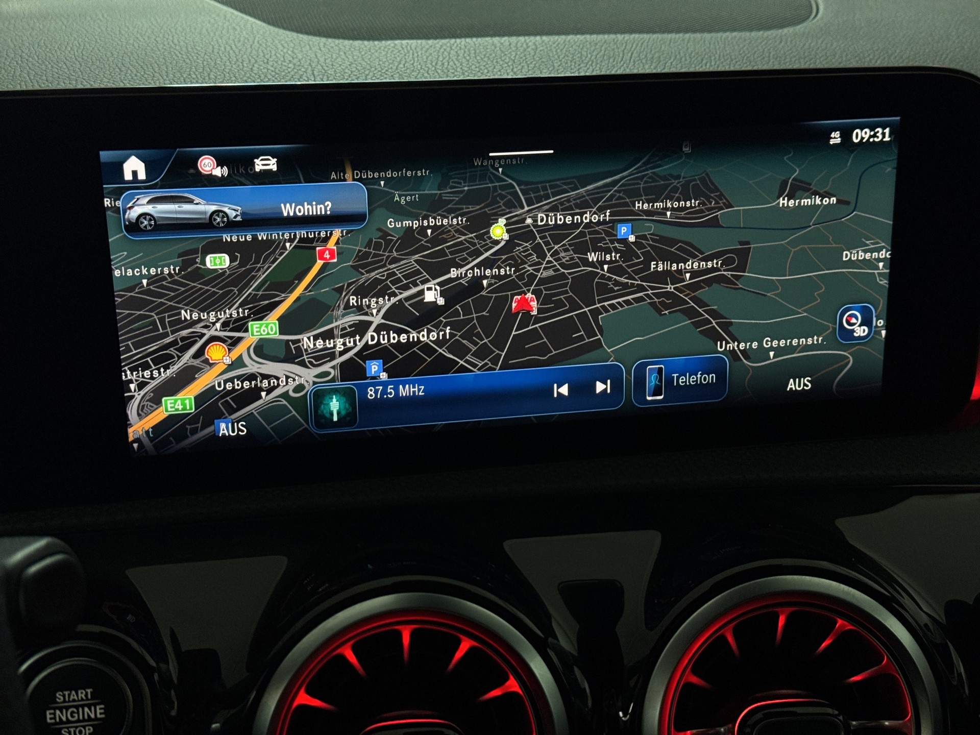 MERCEDES-BENZ A 180 Night Star 7G-DCT Special Edition Manufaktur Alpingrau "Pano-RF.-Kamera-19"Alu""-image-16