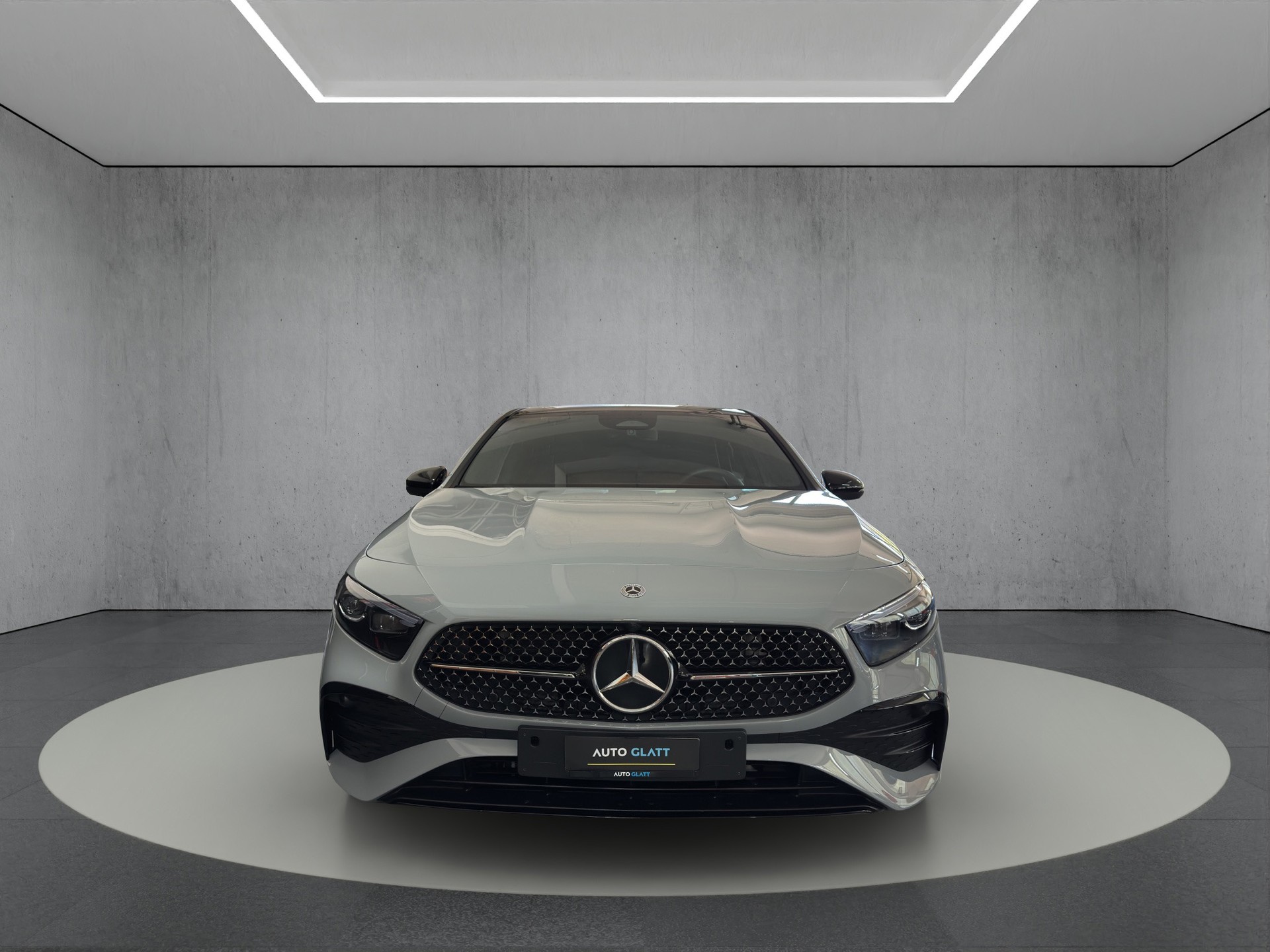 MERCEDES-BENZ A 180 Night Star 7G-DCT Special Edition Manufaktur Alpingrau "Pano-RF.-Kamera-19"Alu""-image-6