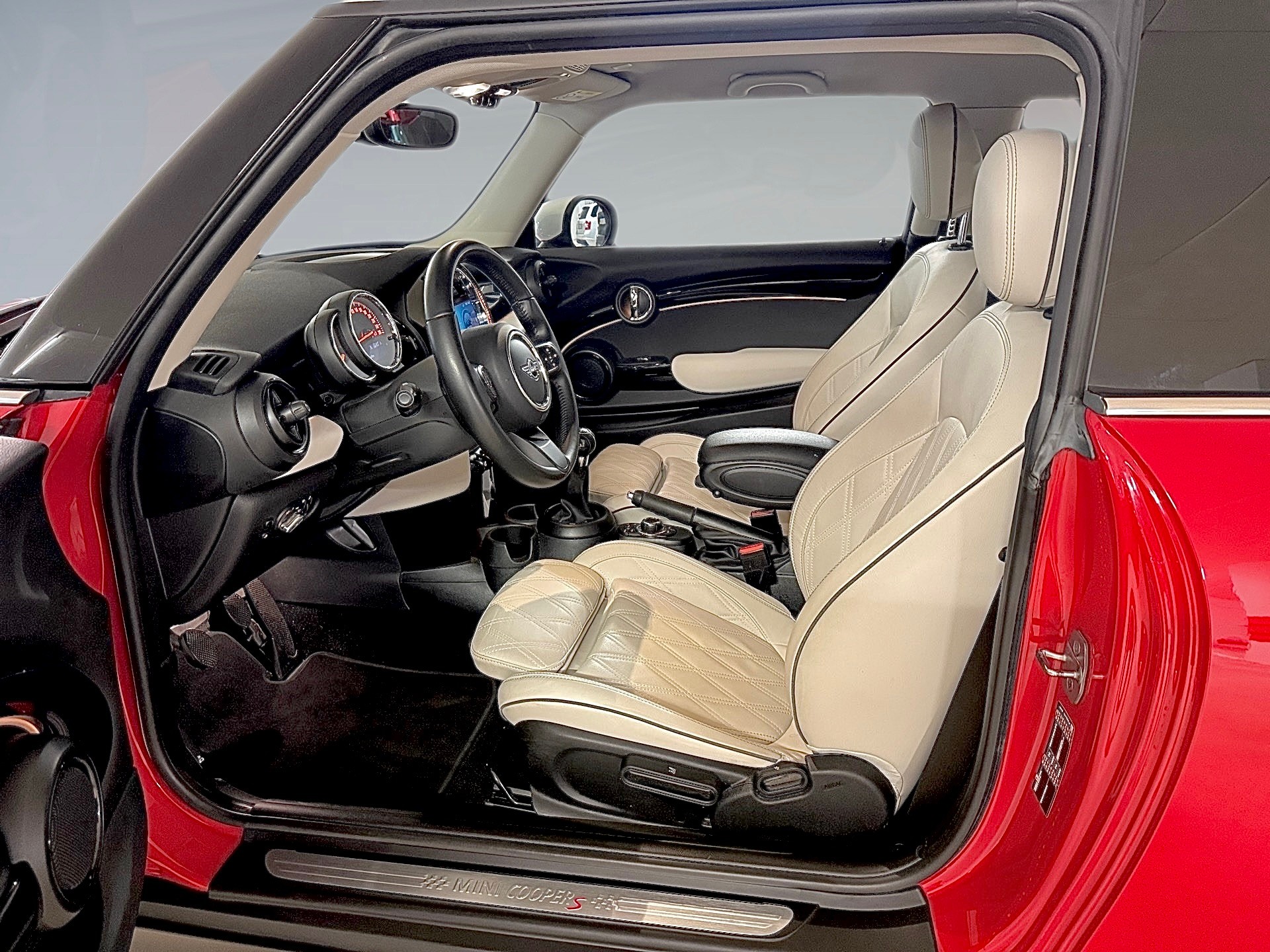MINI Cooper S-image-10