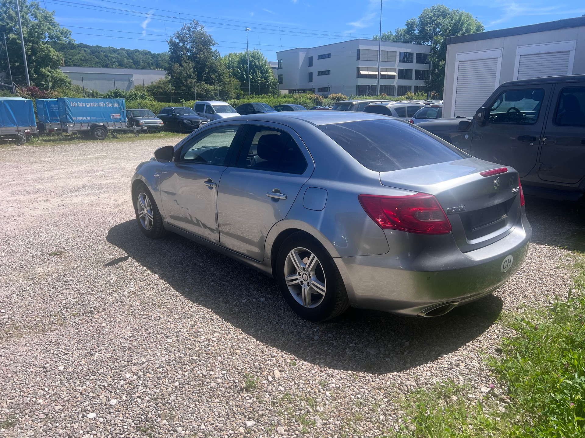 SUZUKI Kizashi 2.4 GL Top 4WD CVT-image-4