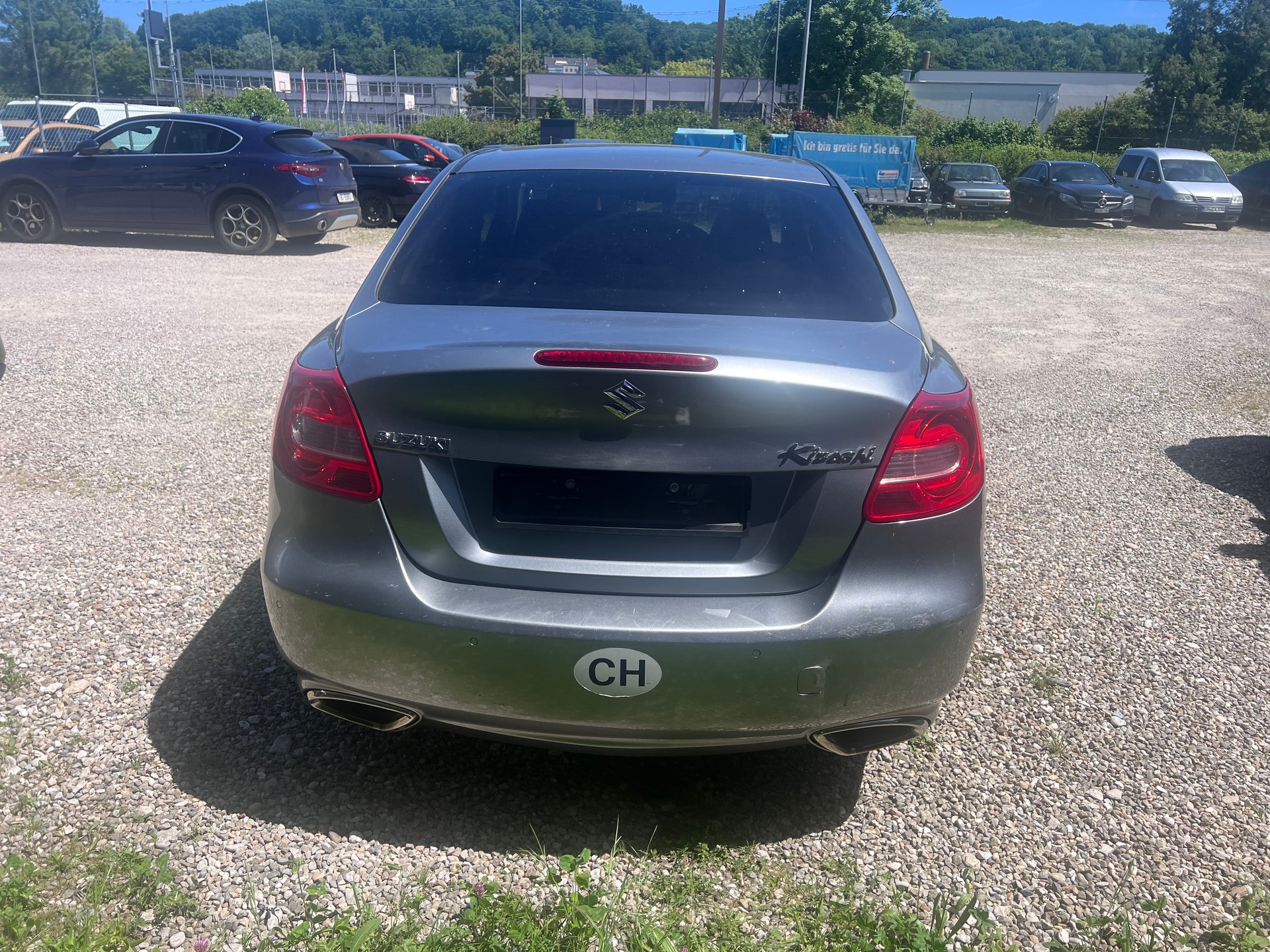 SUZUKI Kizashi 2.4 GL Top 4WD CVT-image-3