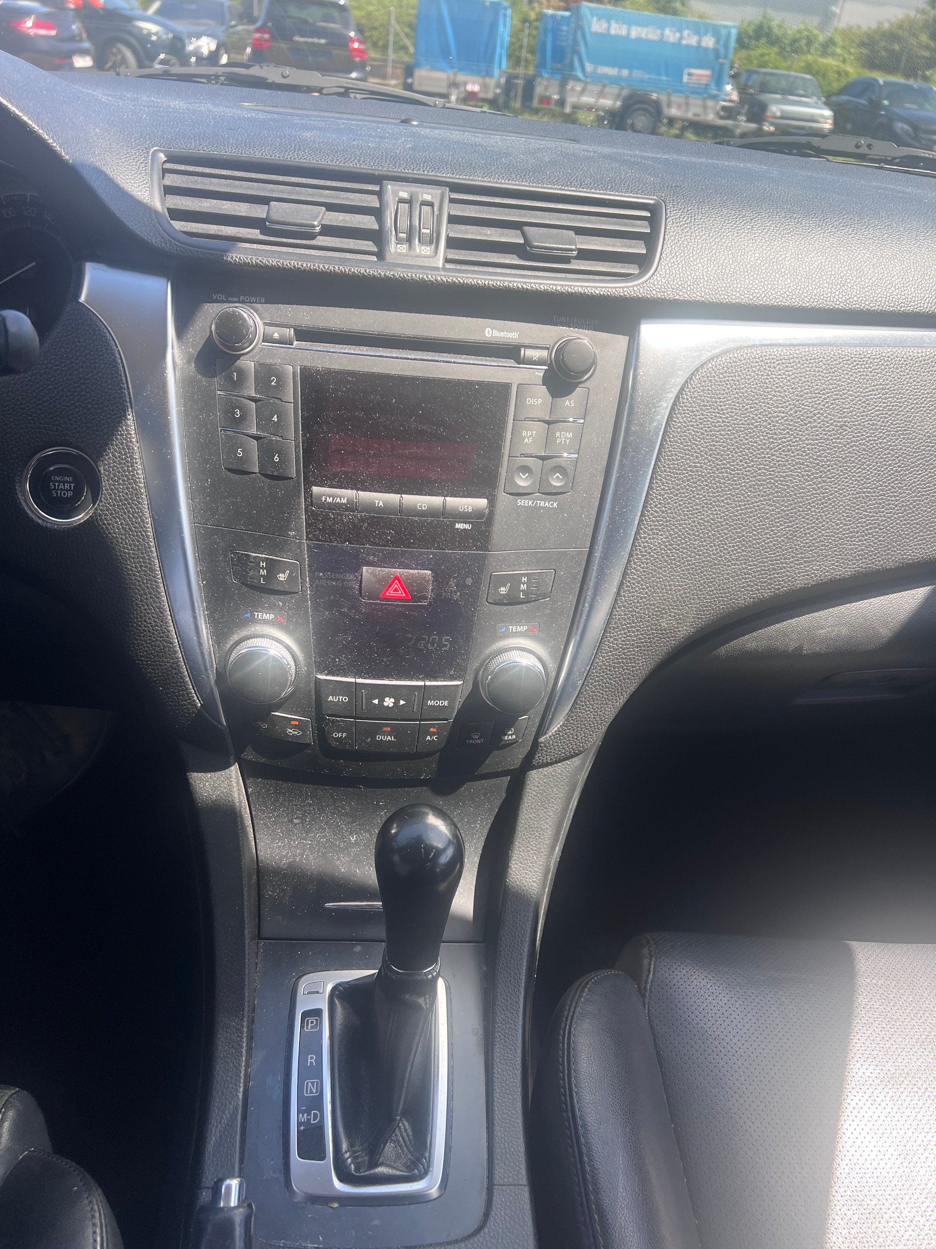 SUZUKI Kizashi 2.4 GL Top 4WD CVT-image-11