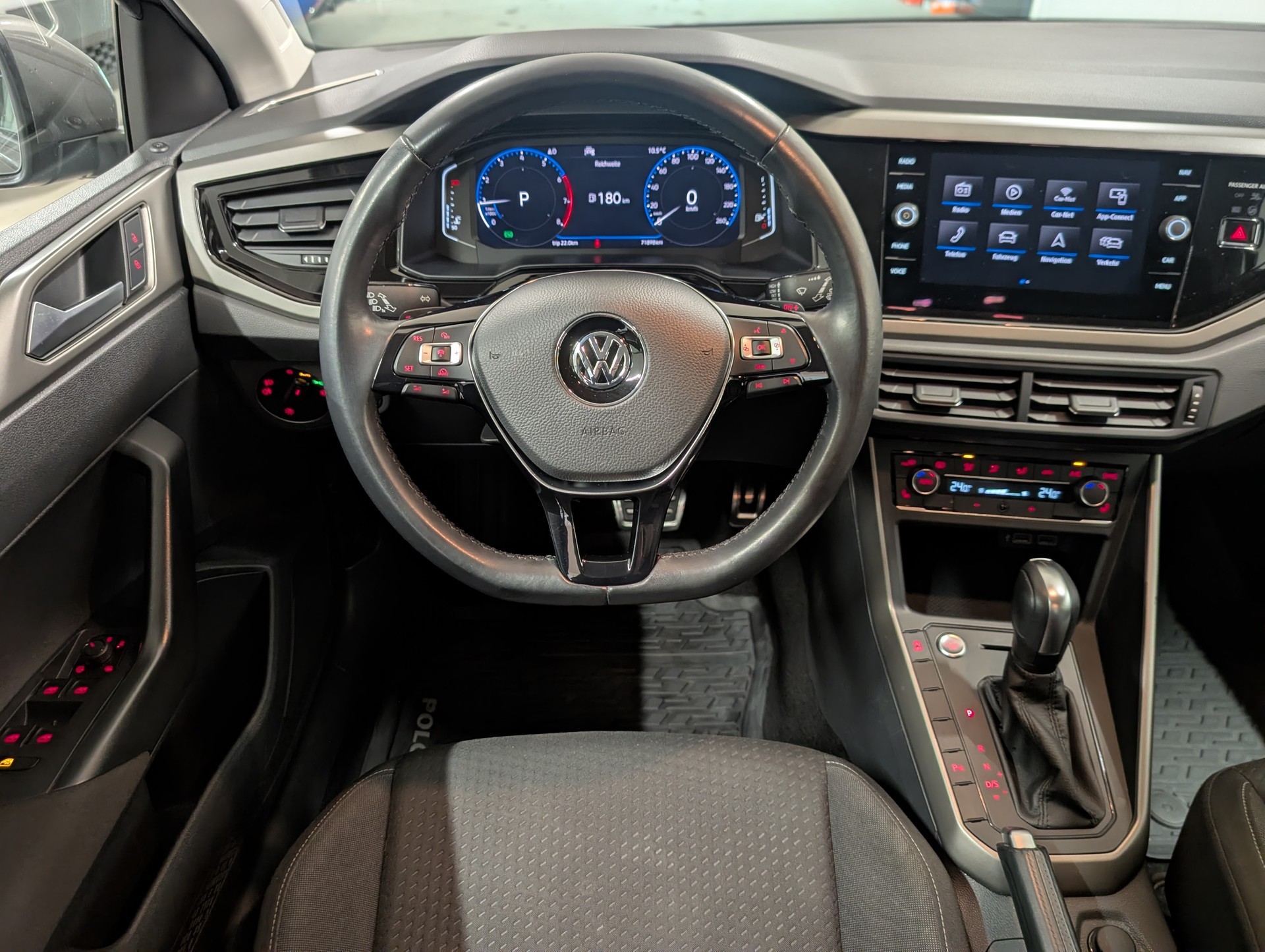 VW Polo 1.0 TSI BMT Highline DSG-image-6