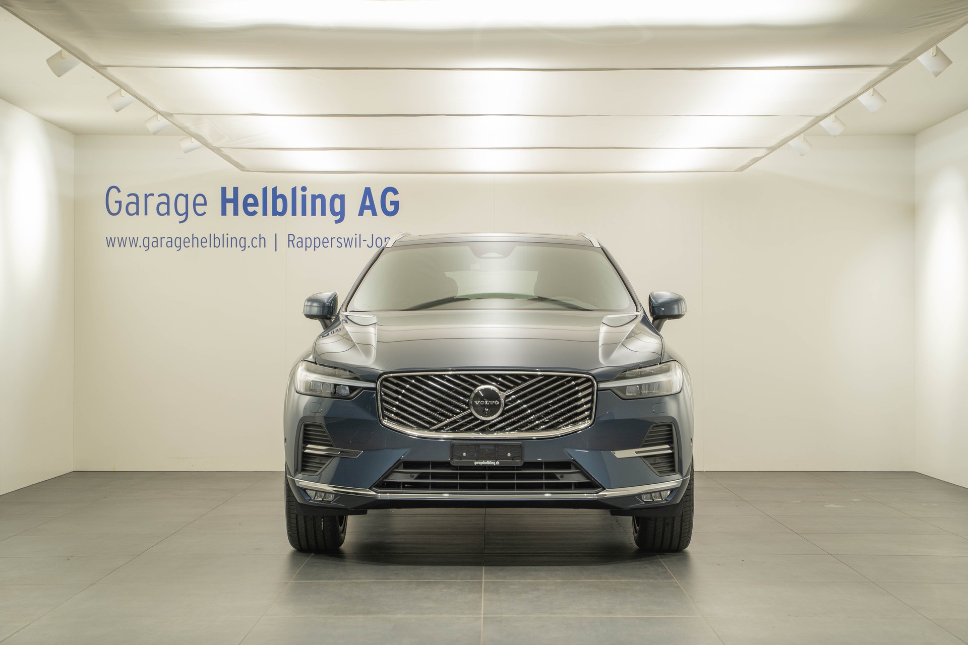 VOLVO XC60 2.0 B5 MH Ultra Bright AWD-image-1