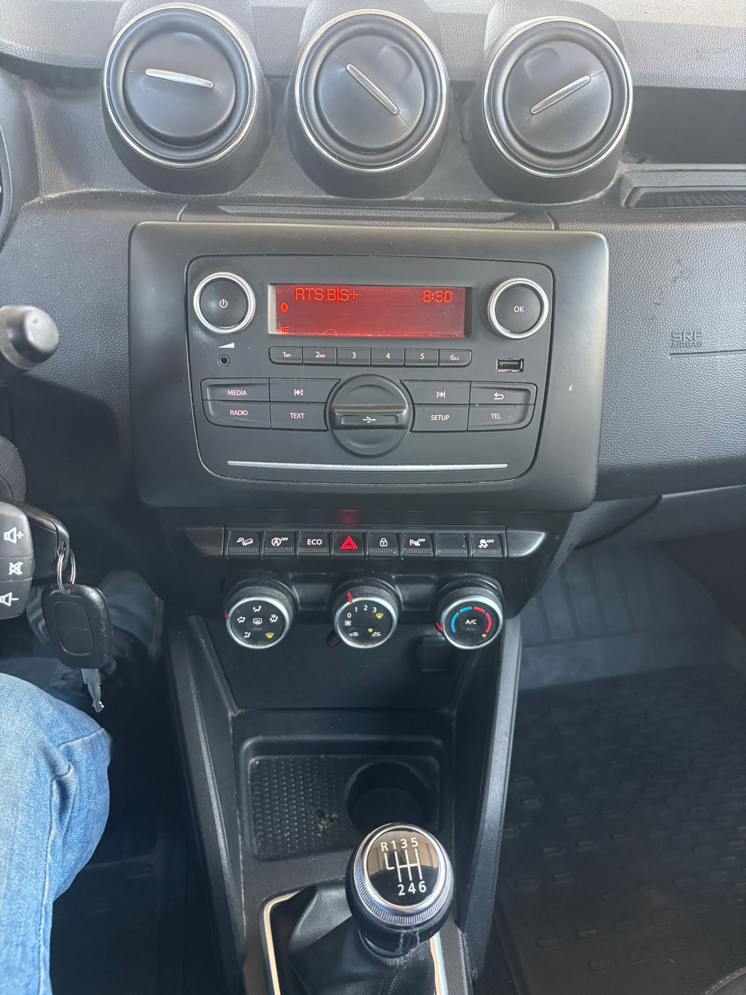 DACIA Duster TCe 125 Prestige 4x4-image-8