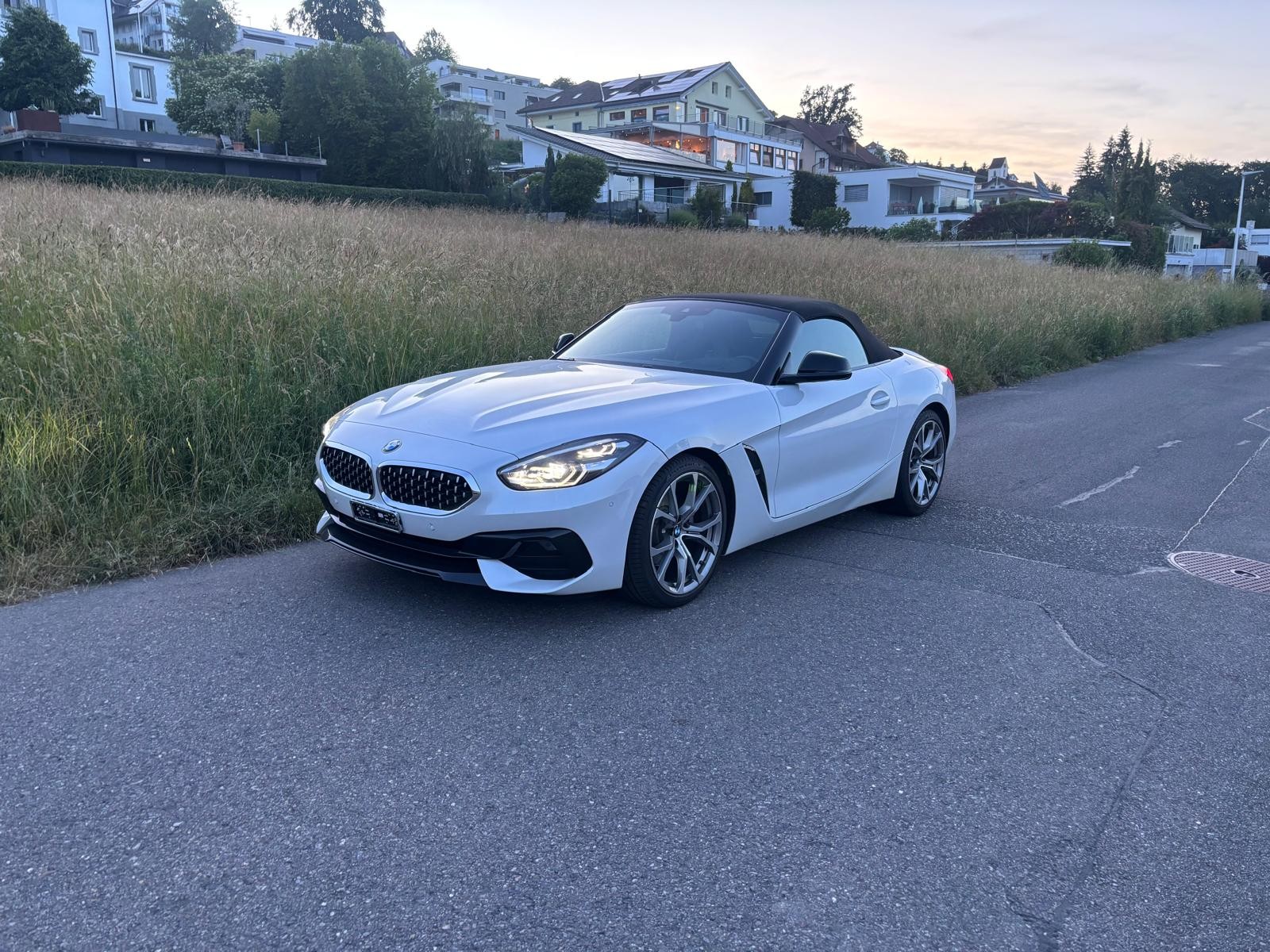 BMW 20i sDrive-image-0