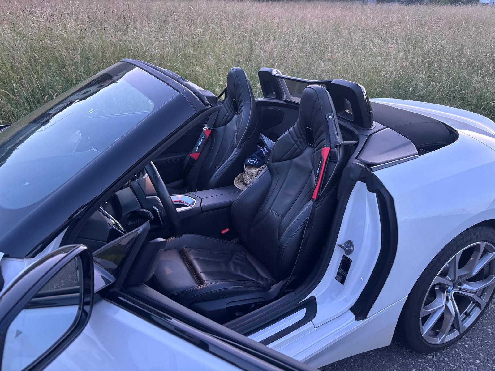 BMW 20i sDrive-image-2