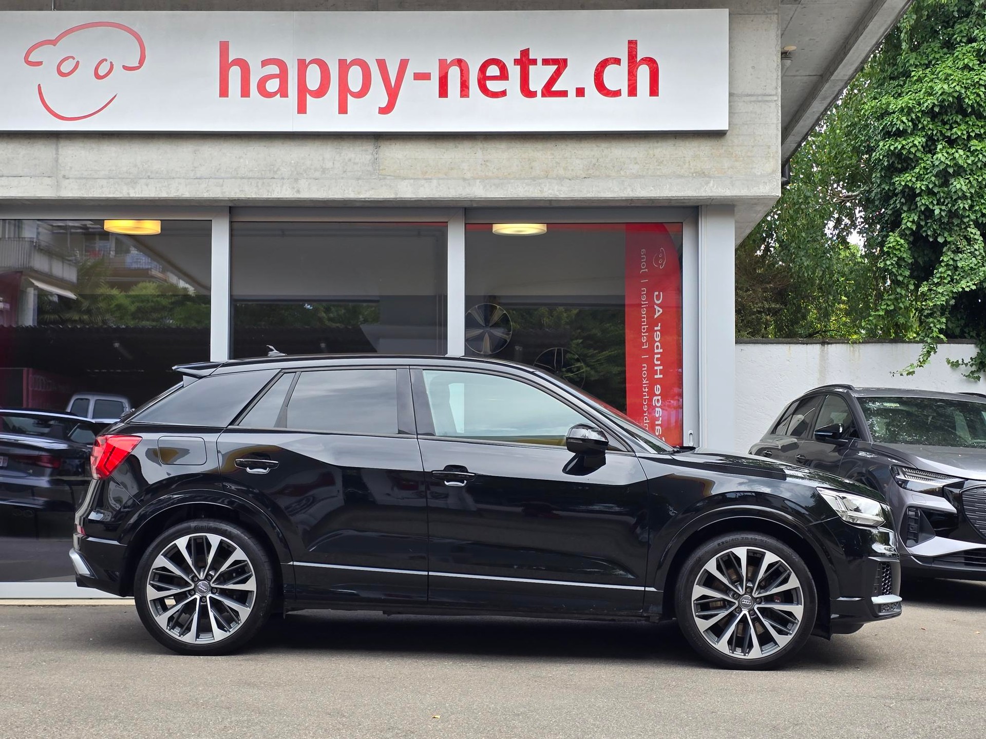 AUDI SQ2 TFSI quattro S-tronic-image-1