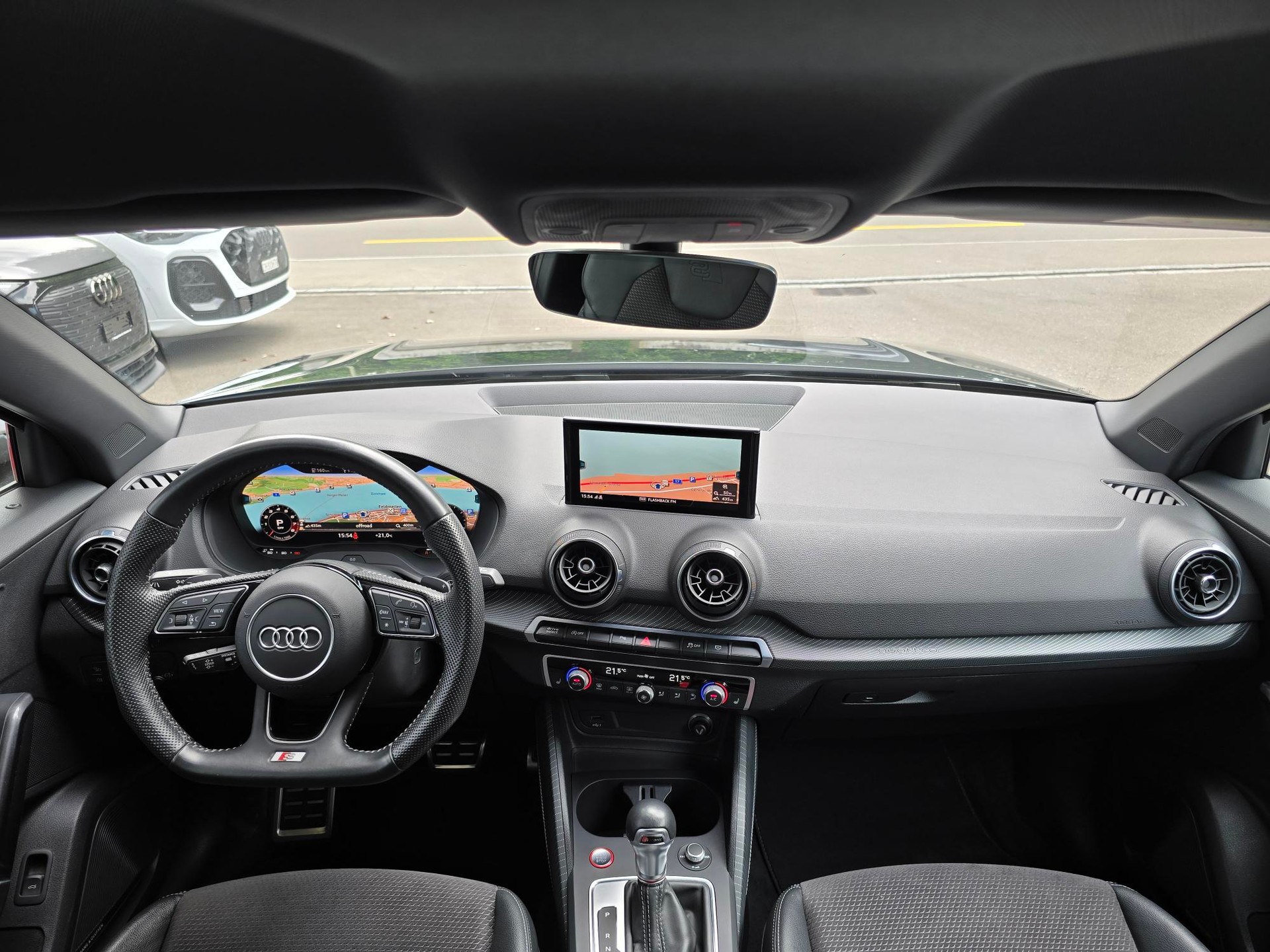 AUDI SQ2 TFSI quattro S-tronic-image-5