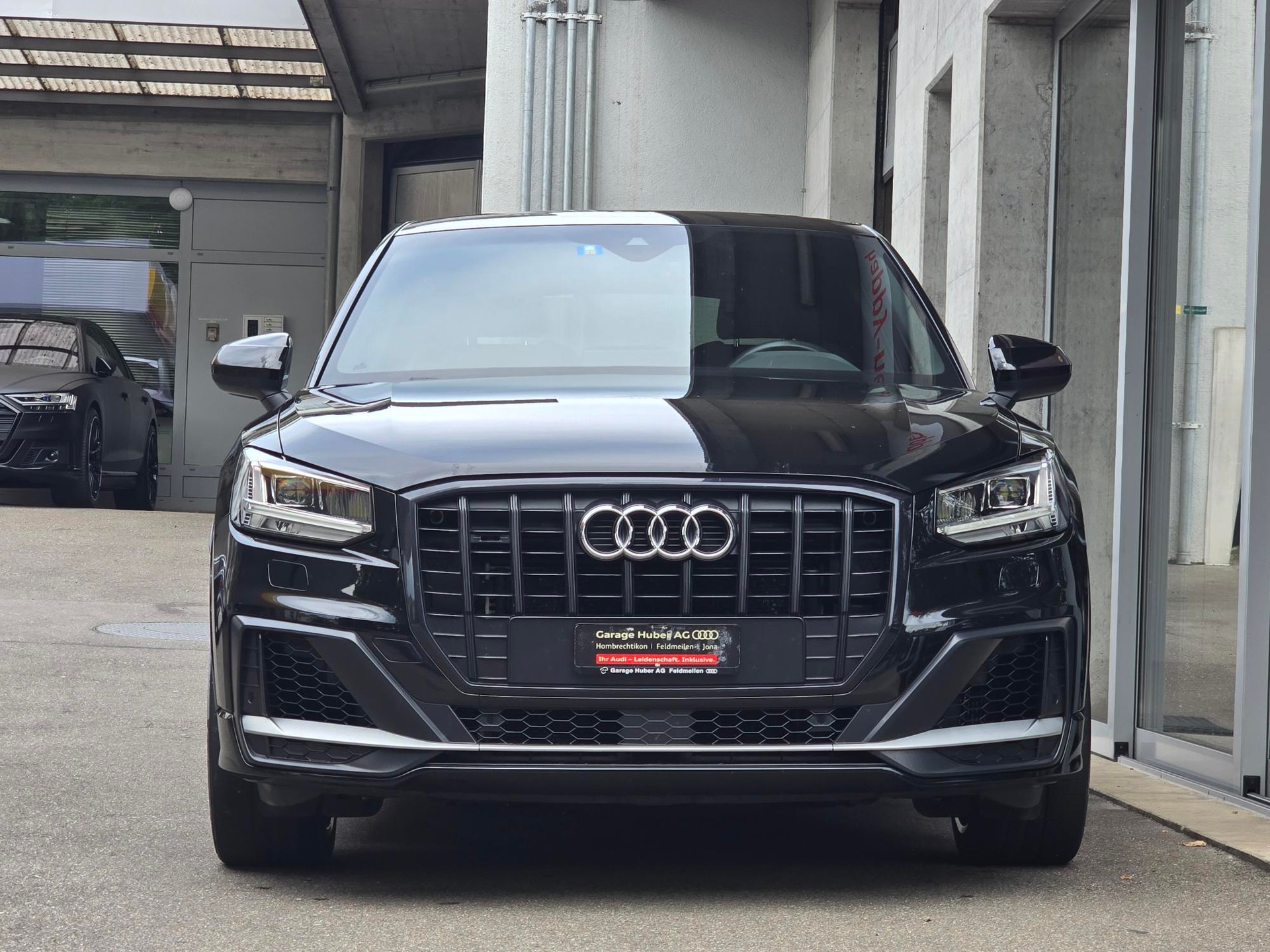 AUDI SQ2 TFSI quattro S-tronic-image-3