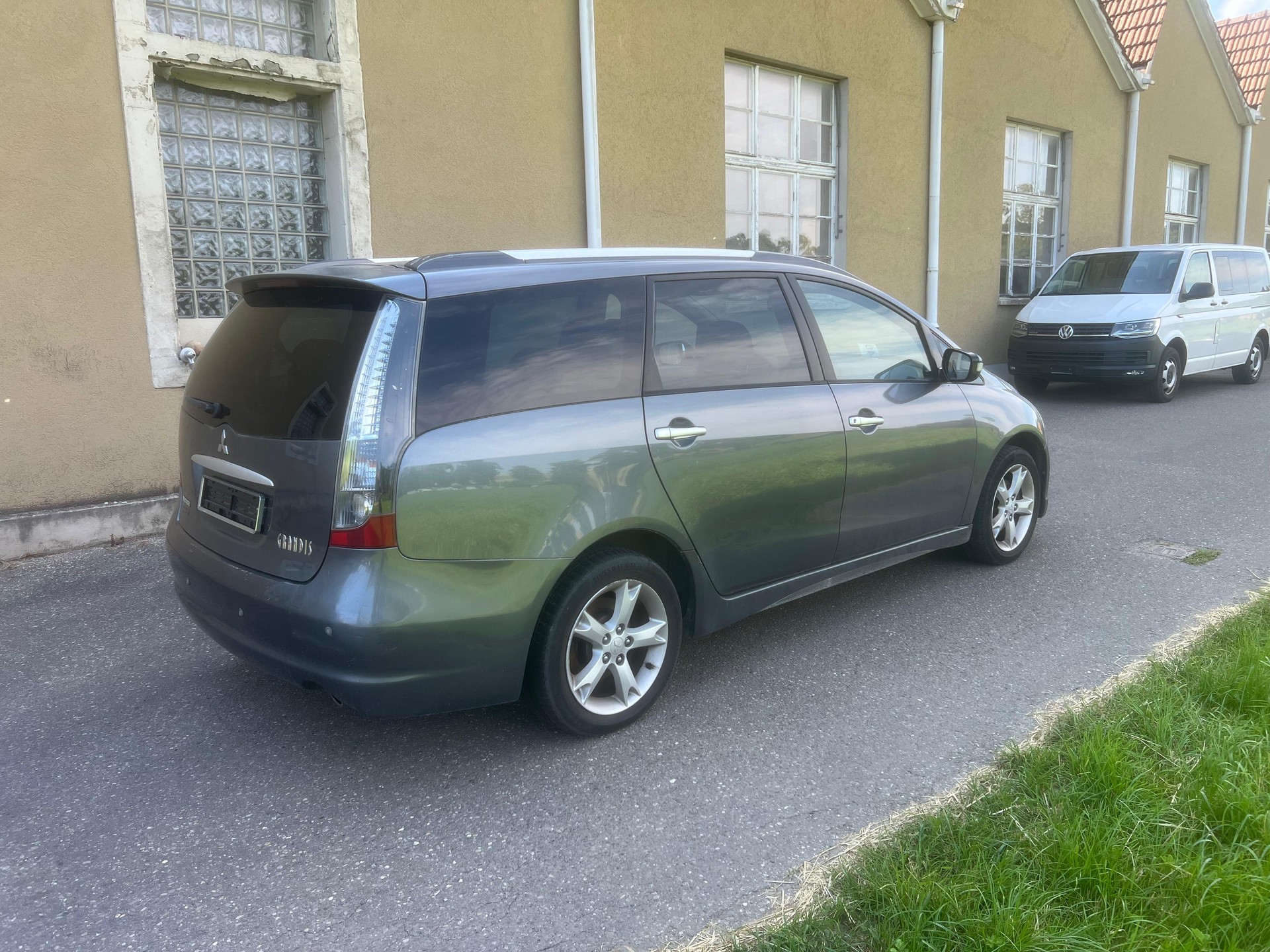 MITSUBISHI Grandis 2.0 16V DID Invite-image-5