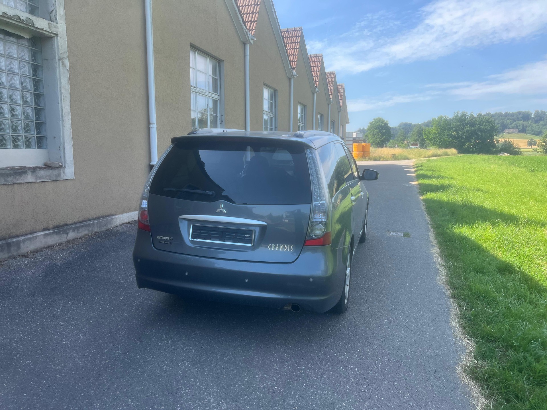 MITSUBISHI Grandis 2.0 16V DID Invite-image-4