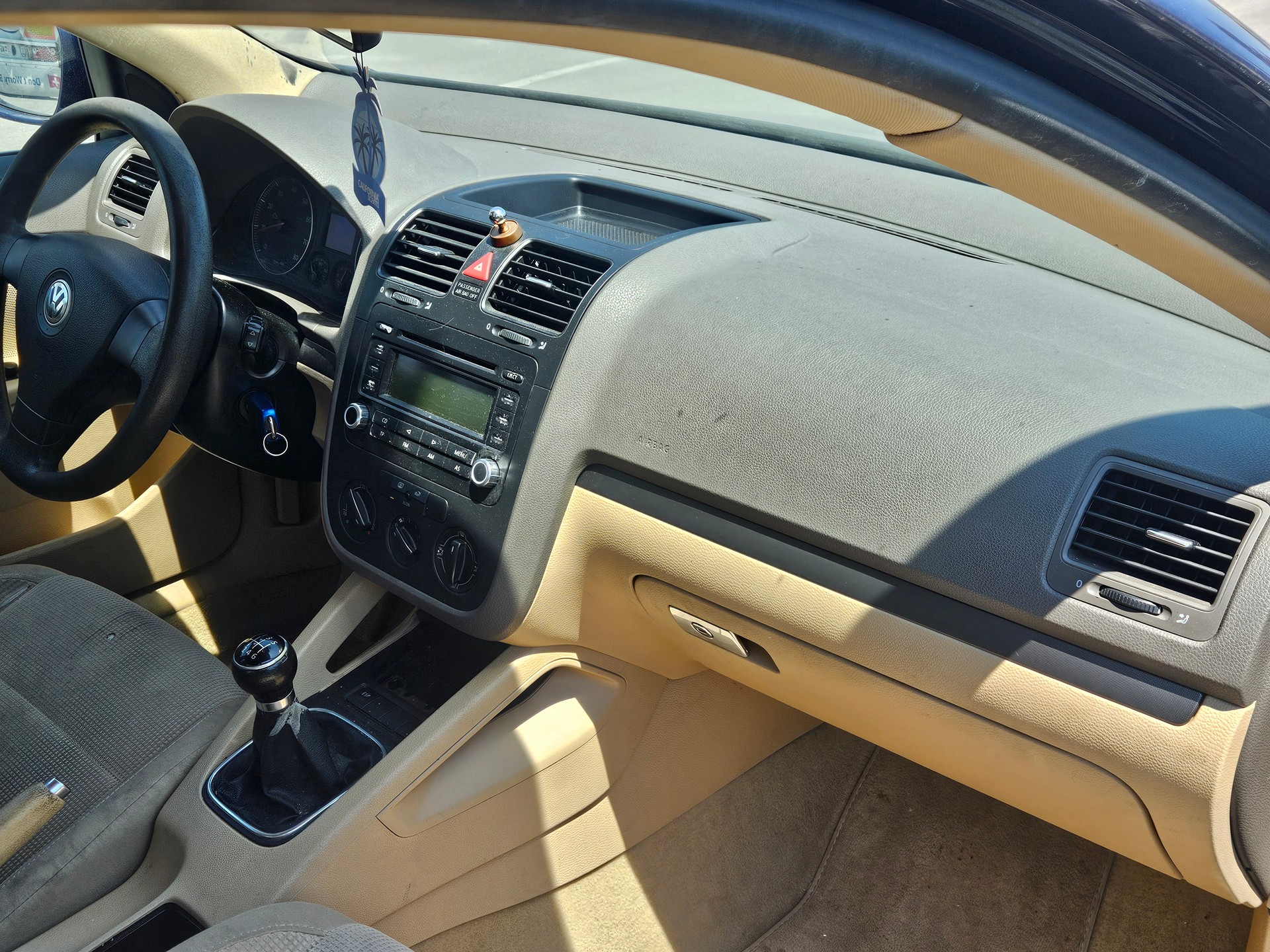 VW Jetta 2.0 FSI Sportline-image-10
