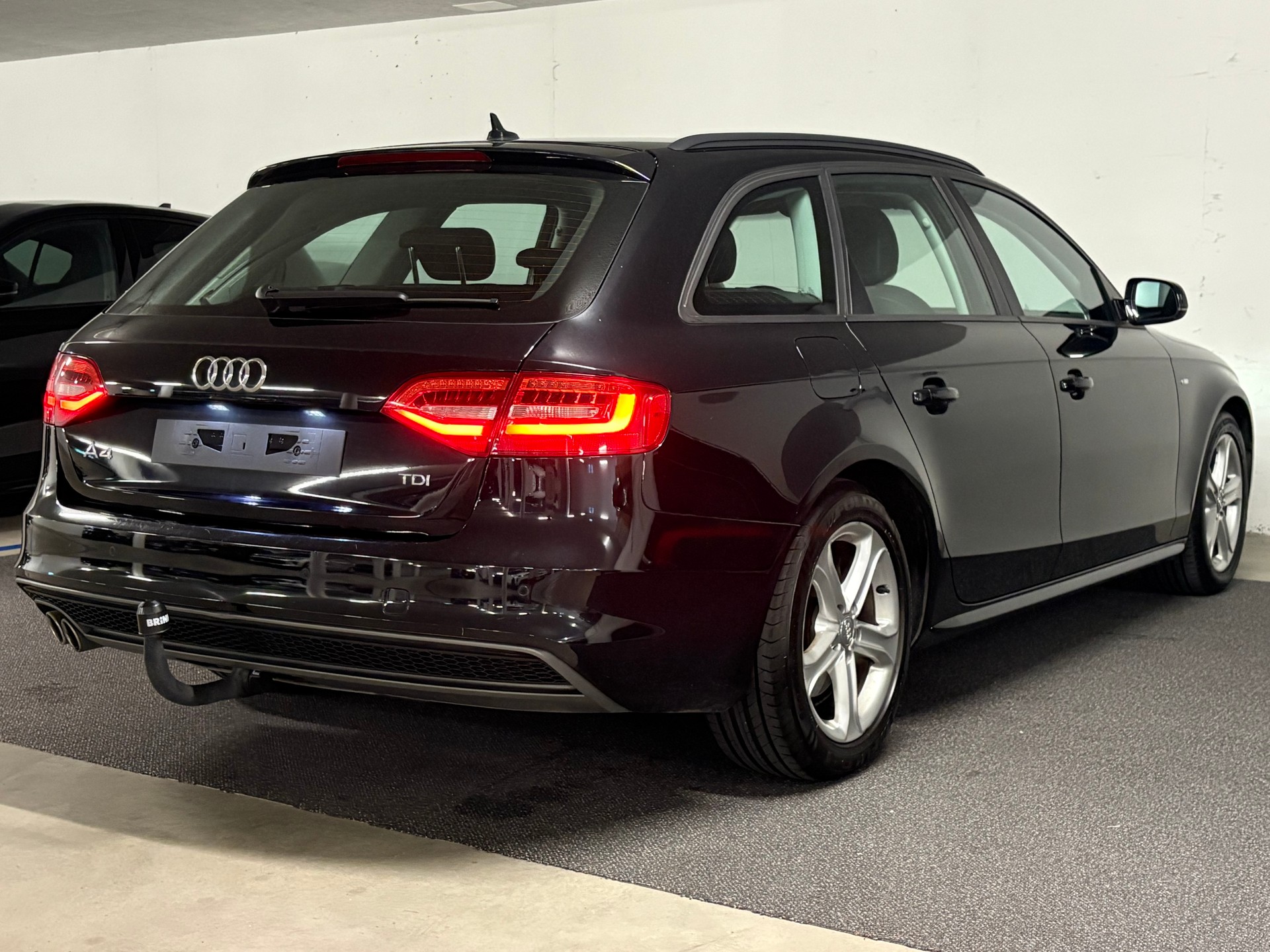 AUDI A4 Avant 2.0 TDI multitronic Frisch ab MFK erst 78000km aus 1.Hand-image-5