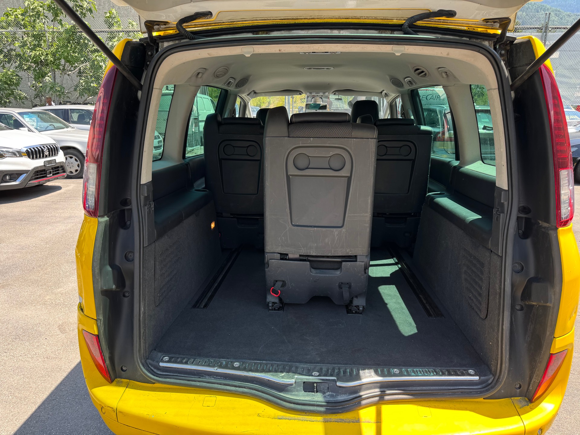 RENAULT Grand Espace 2.0 dCi Dynamique-image-5