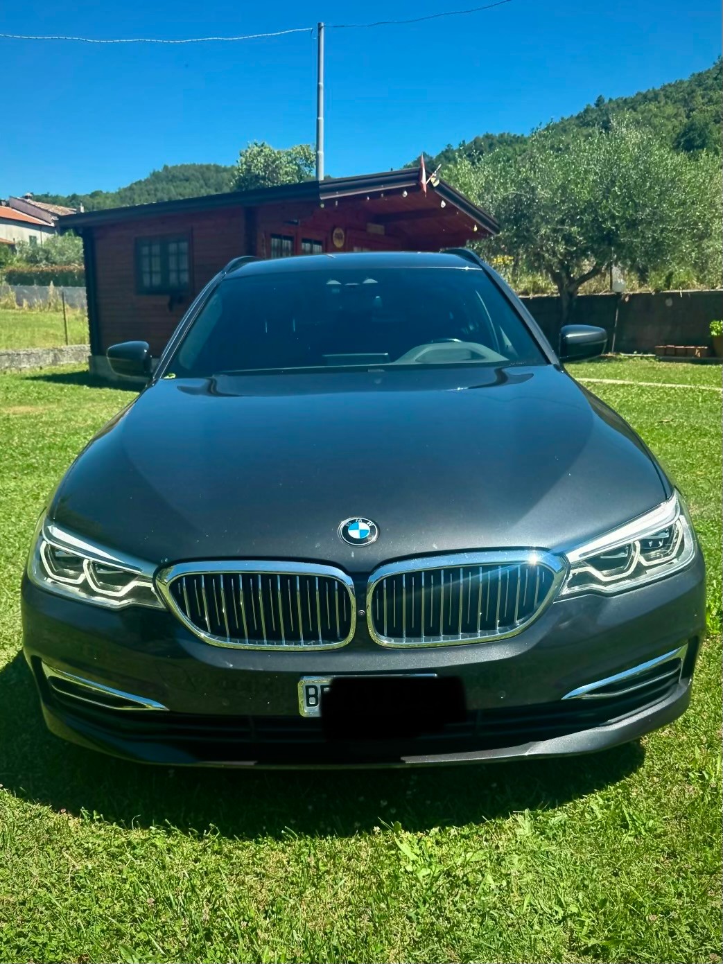 BMW 520d xDrive-image-2