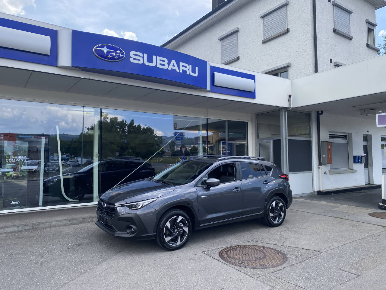 SUBARU Crosstrek 2.0i e-Boxer Swiss Plus-image-1