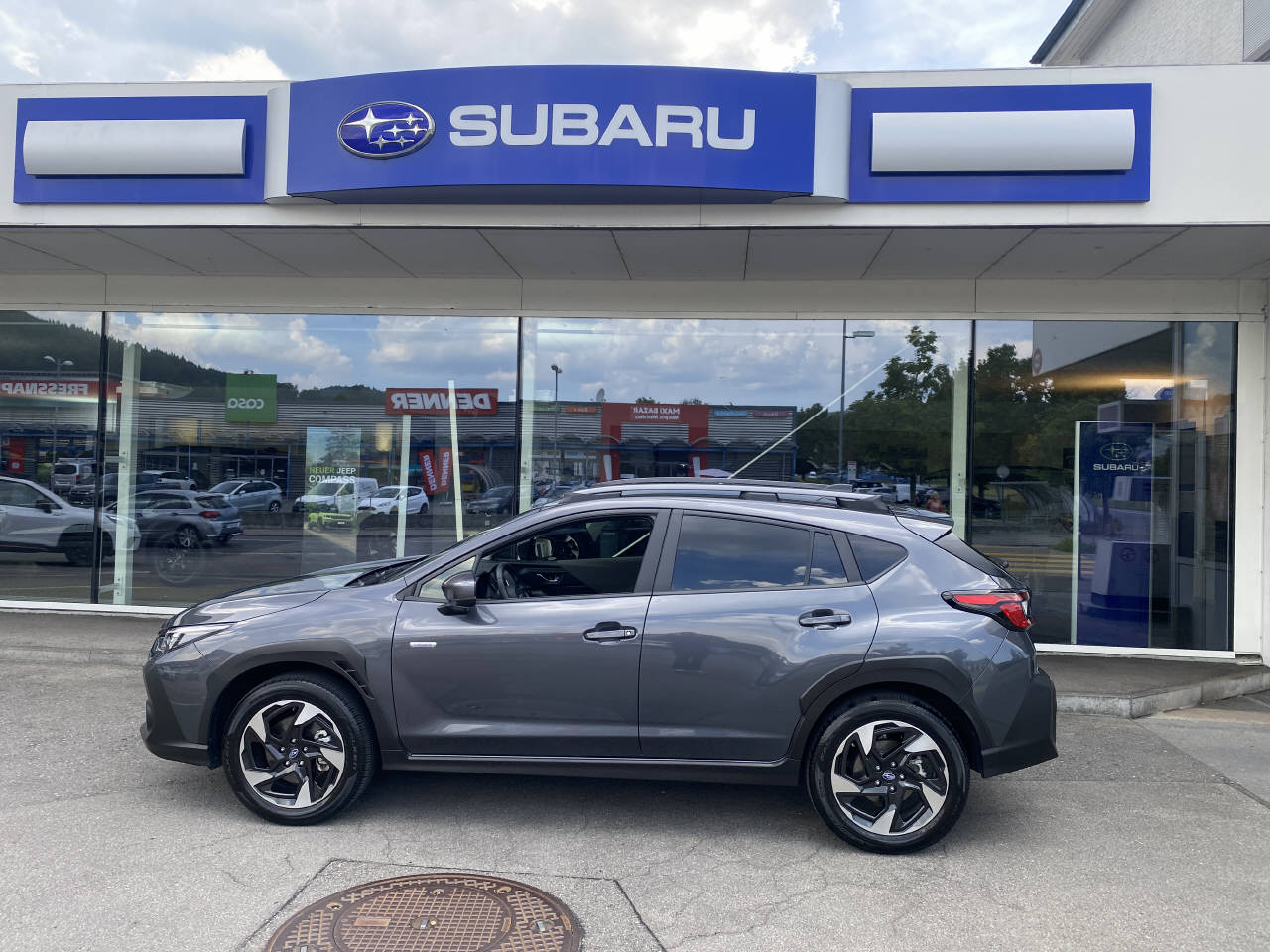 SUBARU Crosstrek 2.0i e-Boxer Swiss Plus-image-2