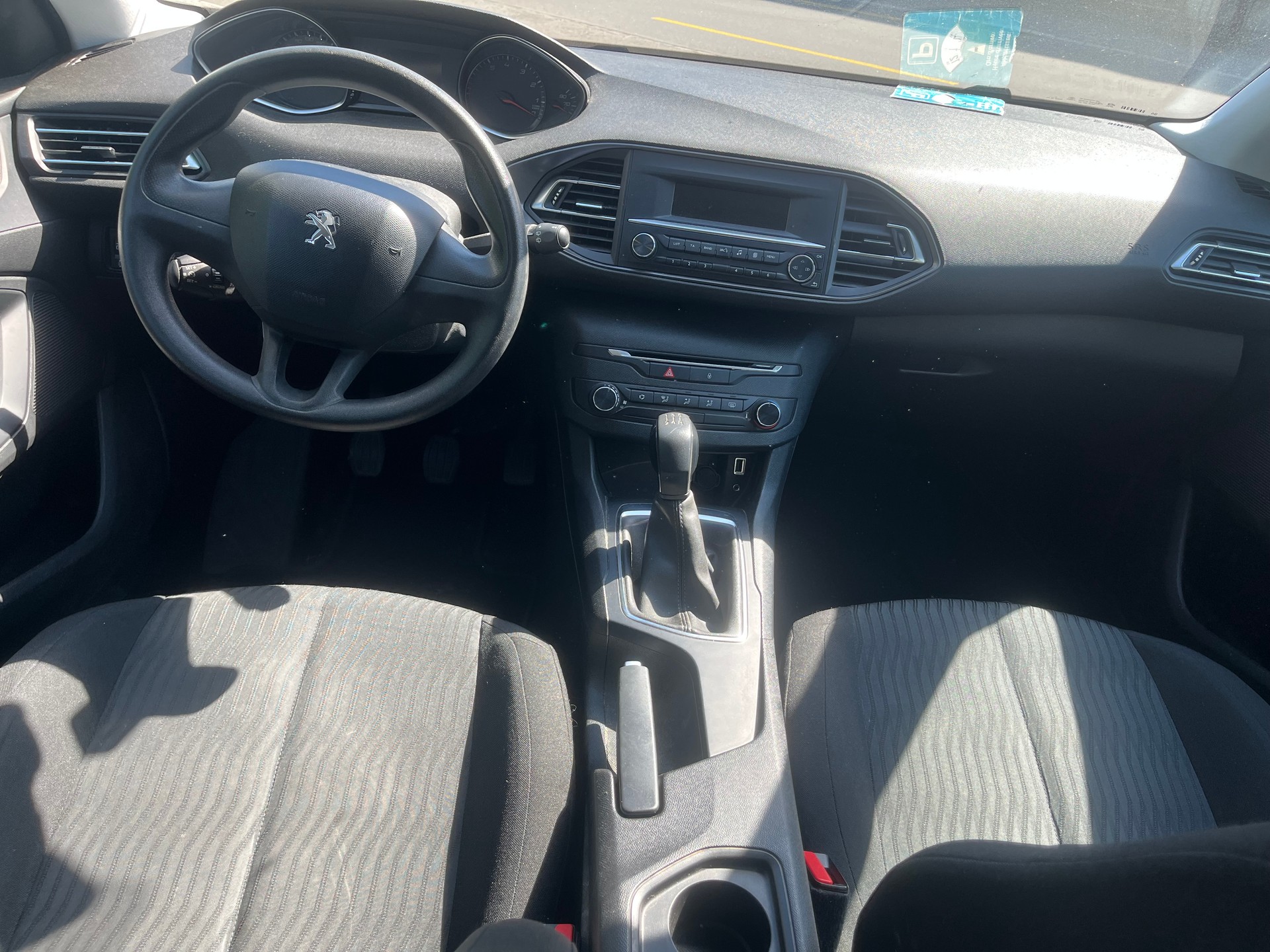 PEUGEOT 308 1.2 THP Style-image-7