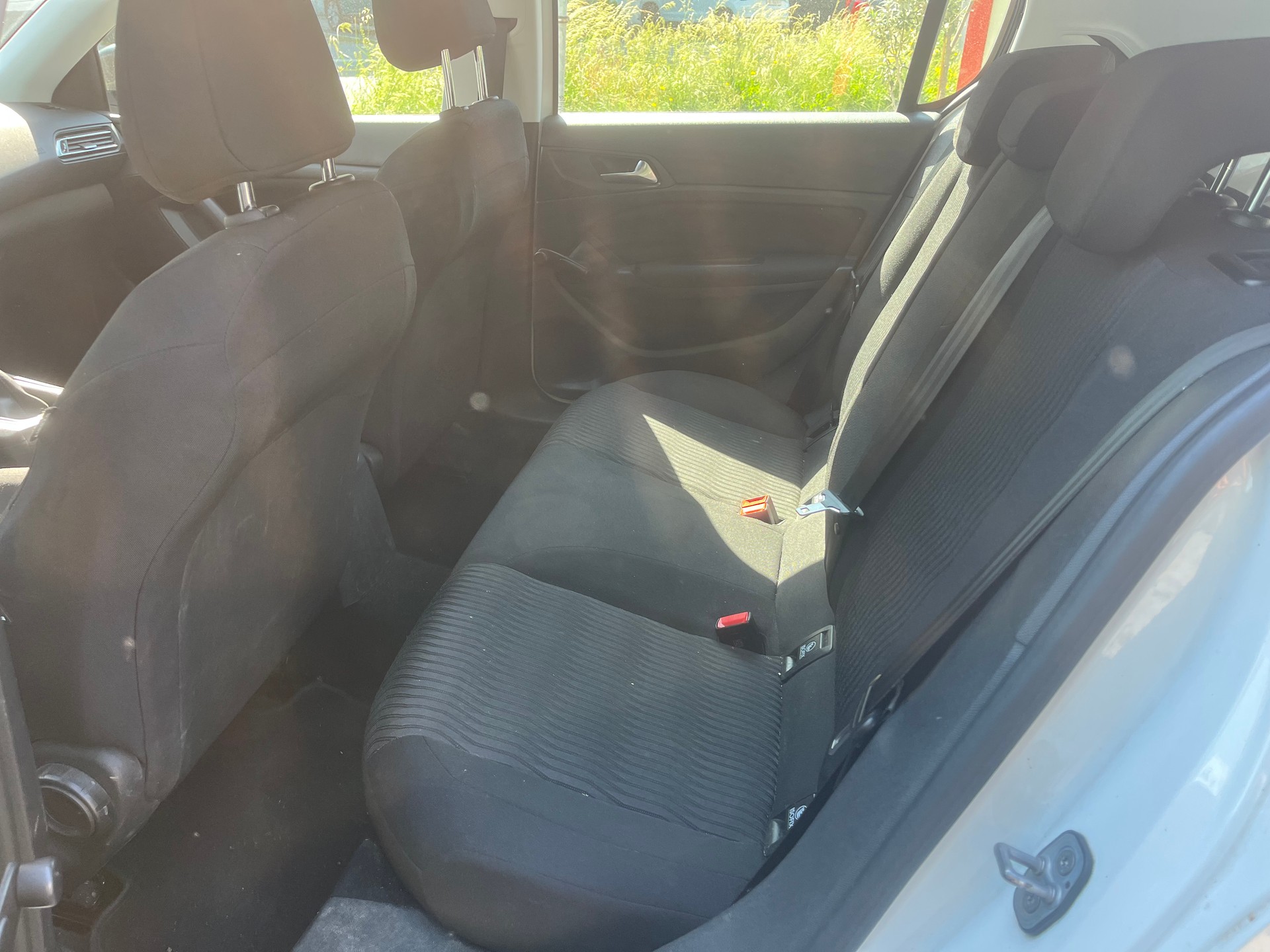 PEUGEOT 308 1.2 THP Style-image-6