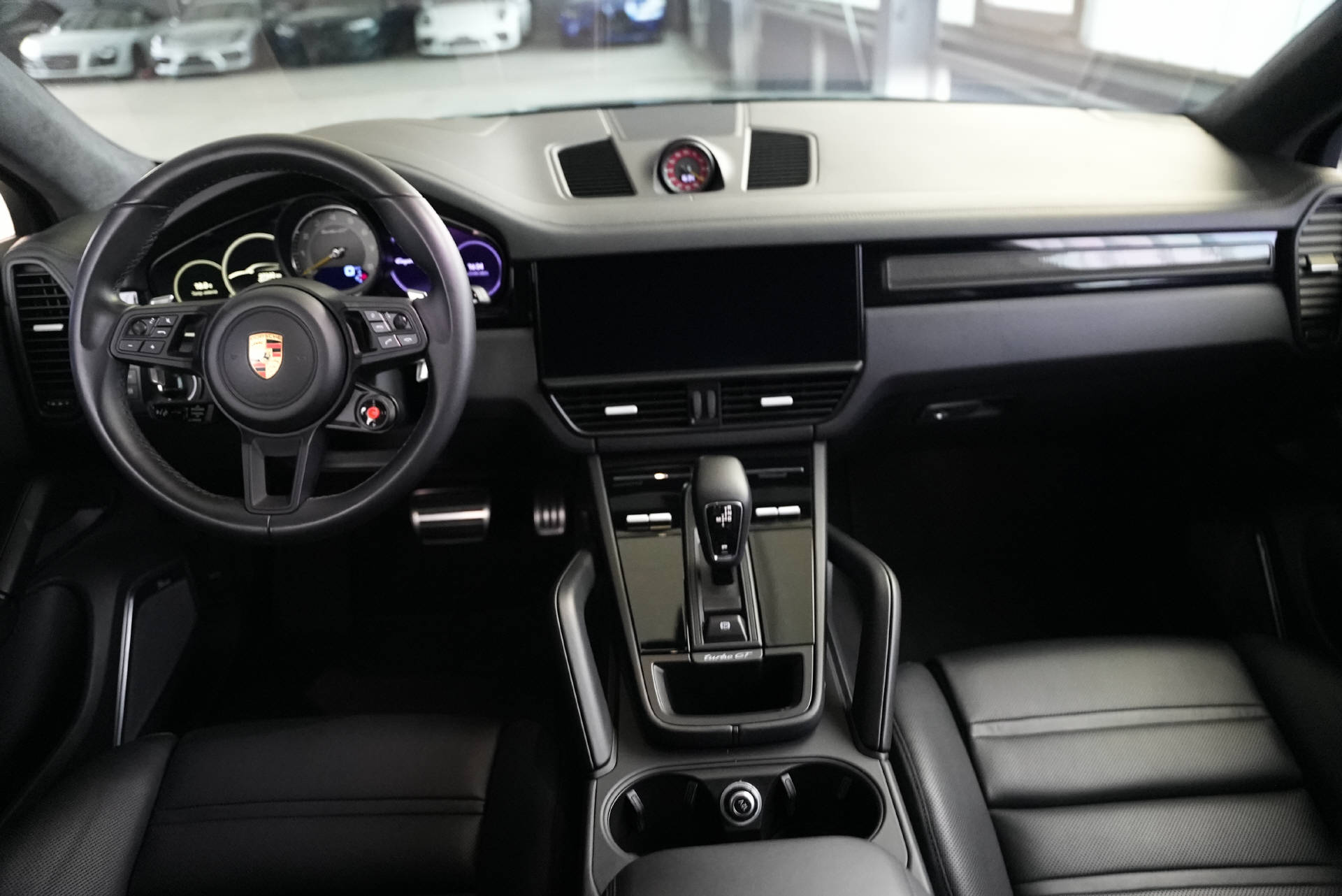 PORSCHE Cayenne Turbo GT-image-11