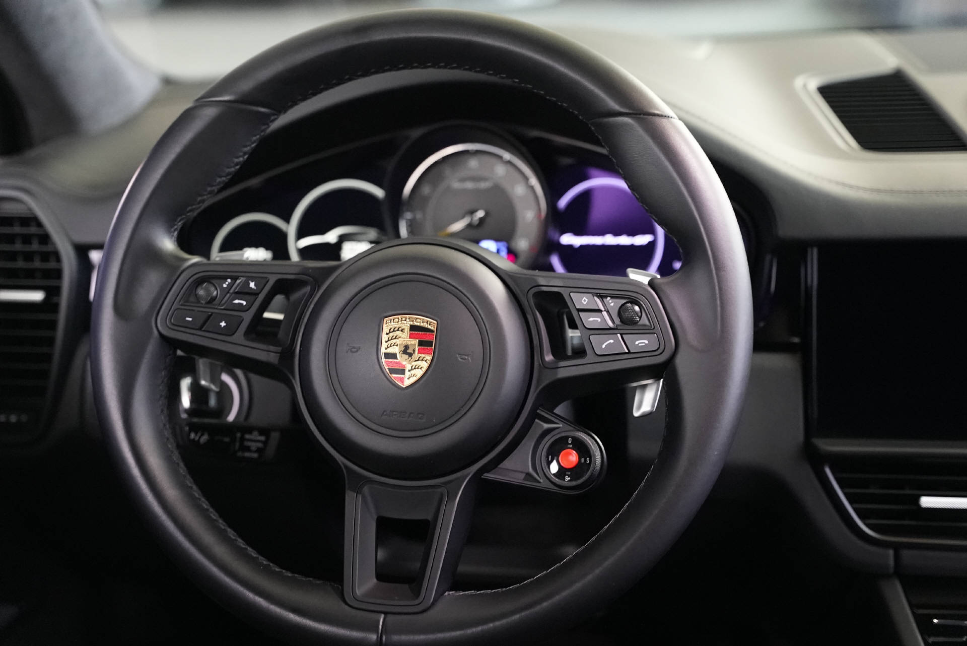PORSCHE Cayenne Turbo GT-image-12