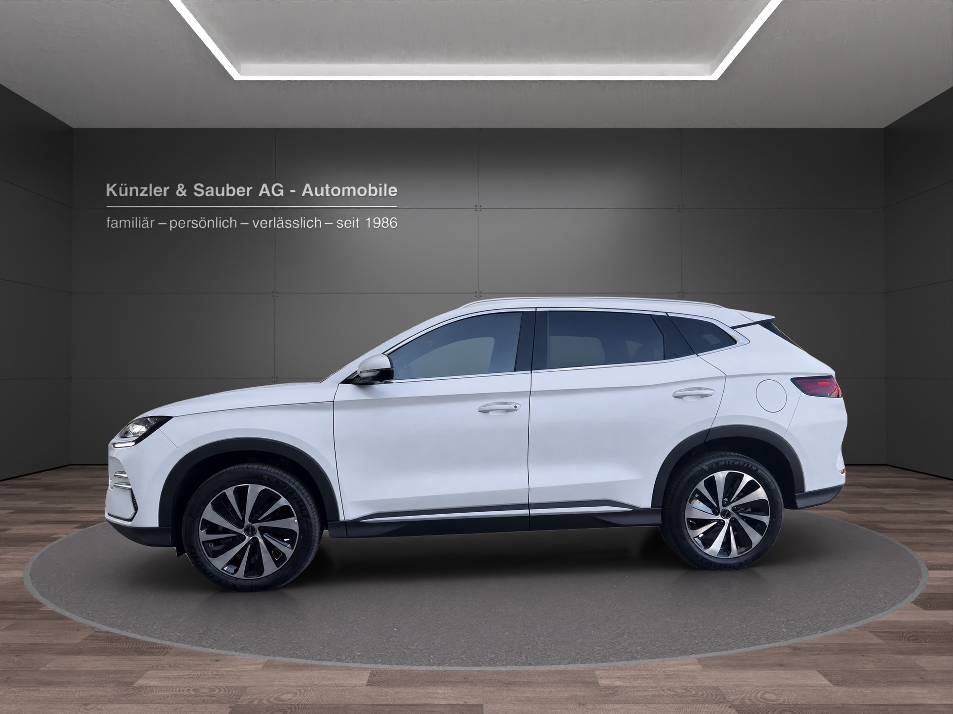 BYD Seal U DM-i Design AWD-image-1