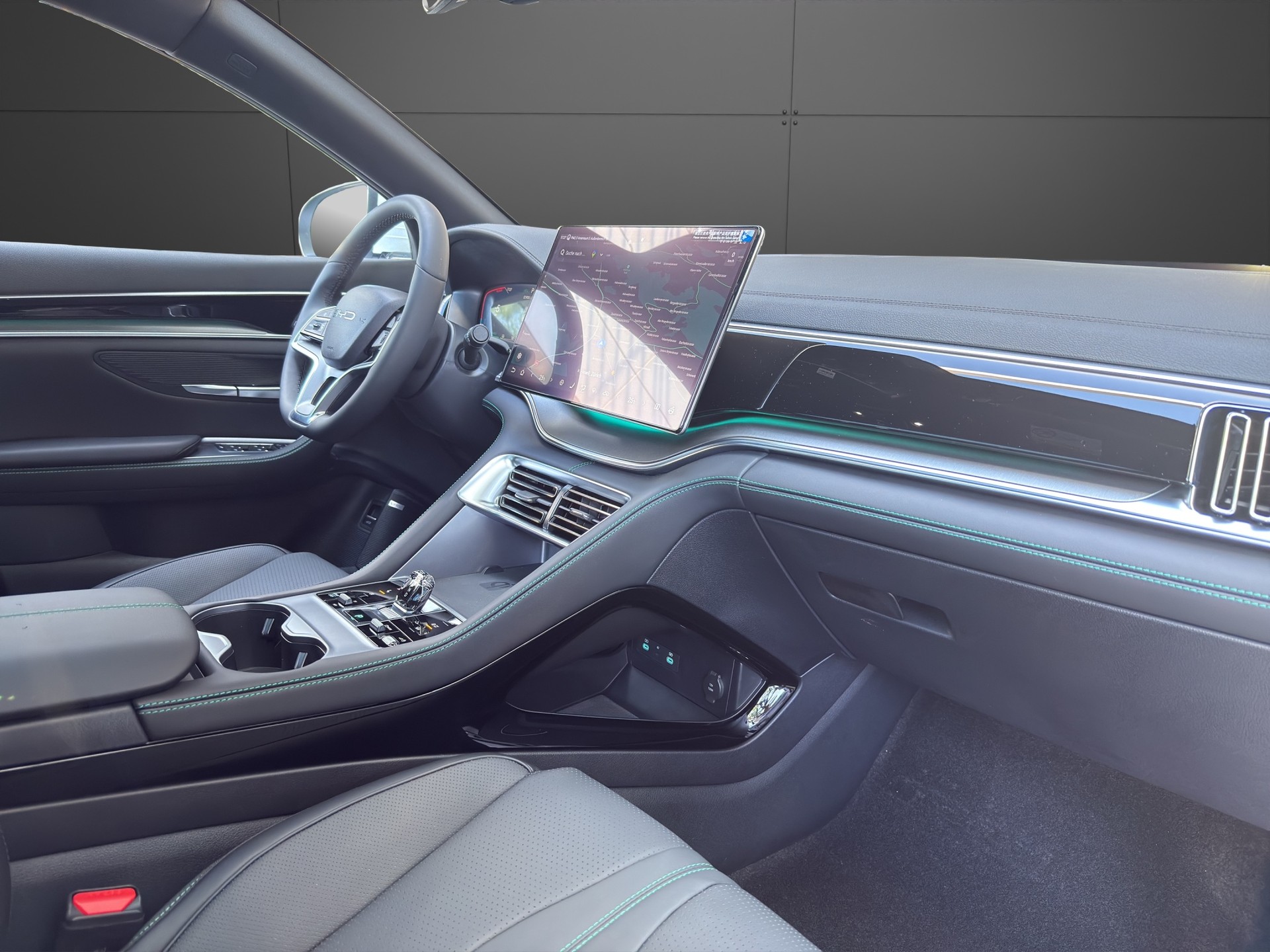 BYD Seal U DM-i Design AWD-image-9