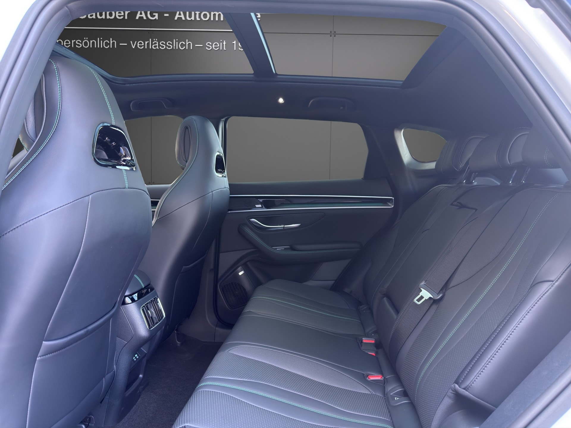 BYD Seal U DM-i Design AWD-image-6
