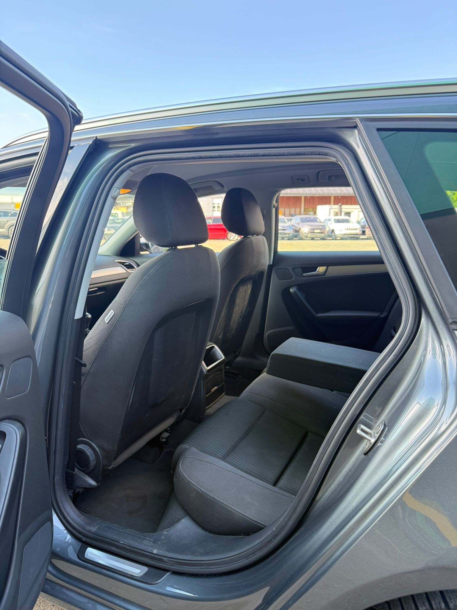 AUDI A4 Avant 2.0 TFSI-image-13