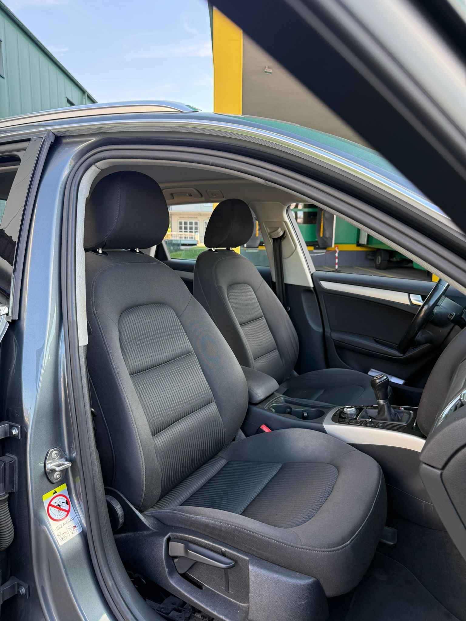 AUDI A4 Avant 2.0 TFSI-image-11