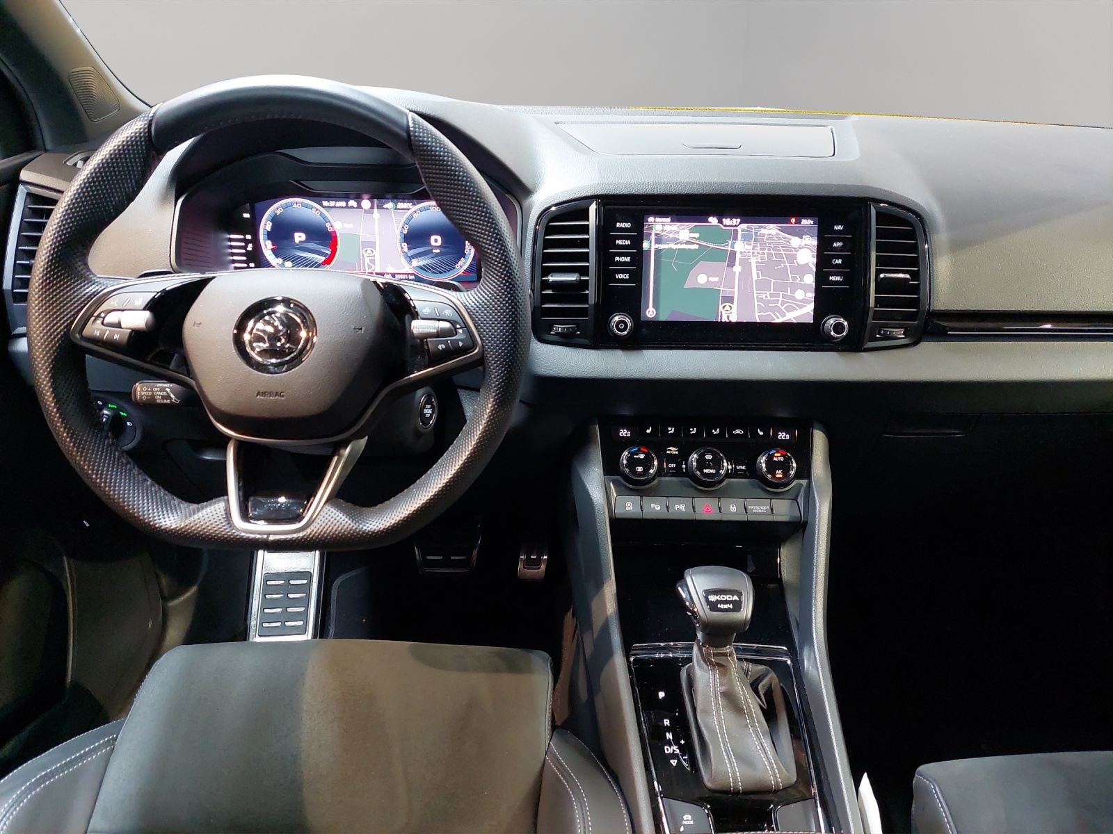 SKODA Karoq 2.0 TSI SportLine 4x4 DSG-image-6