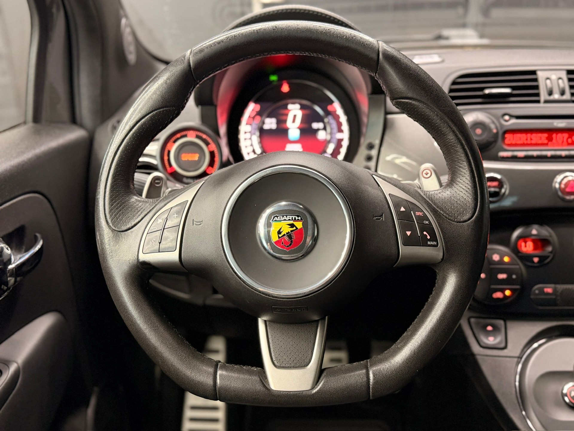 FIAT 595 1.4 16V Turbo Abarth Turismo Dualogic-image-10