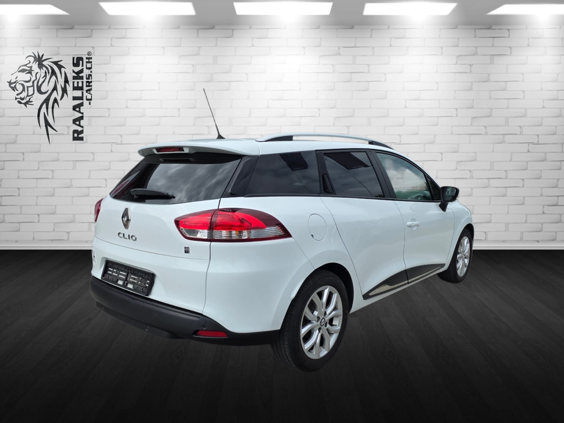 RENAULT Clio Grandtour 1.2 16V T Zen-image-2