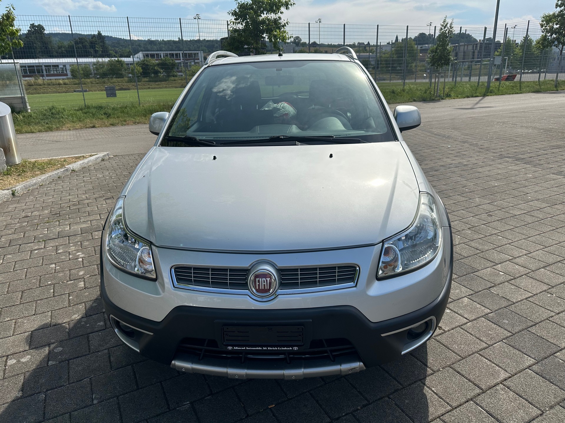 FIAT Sedici 1.6 4WD Emotion-image-1