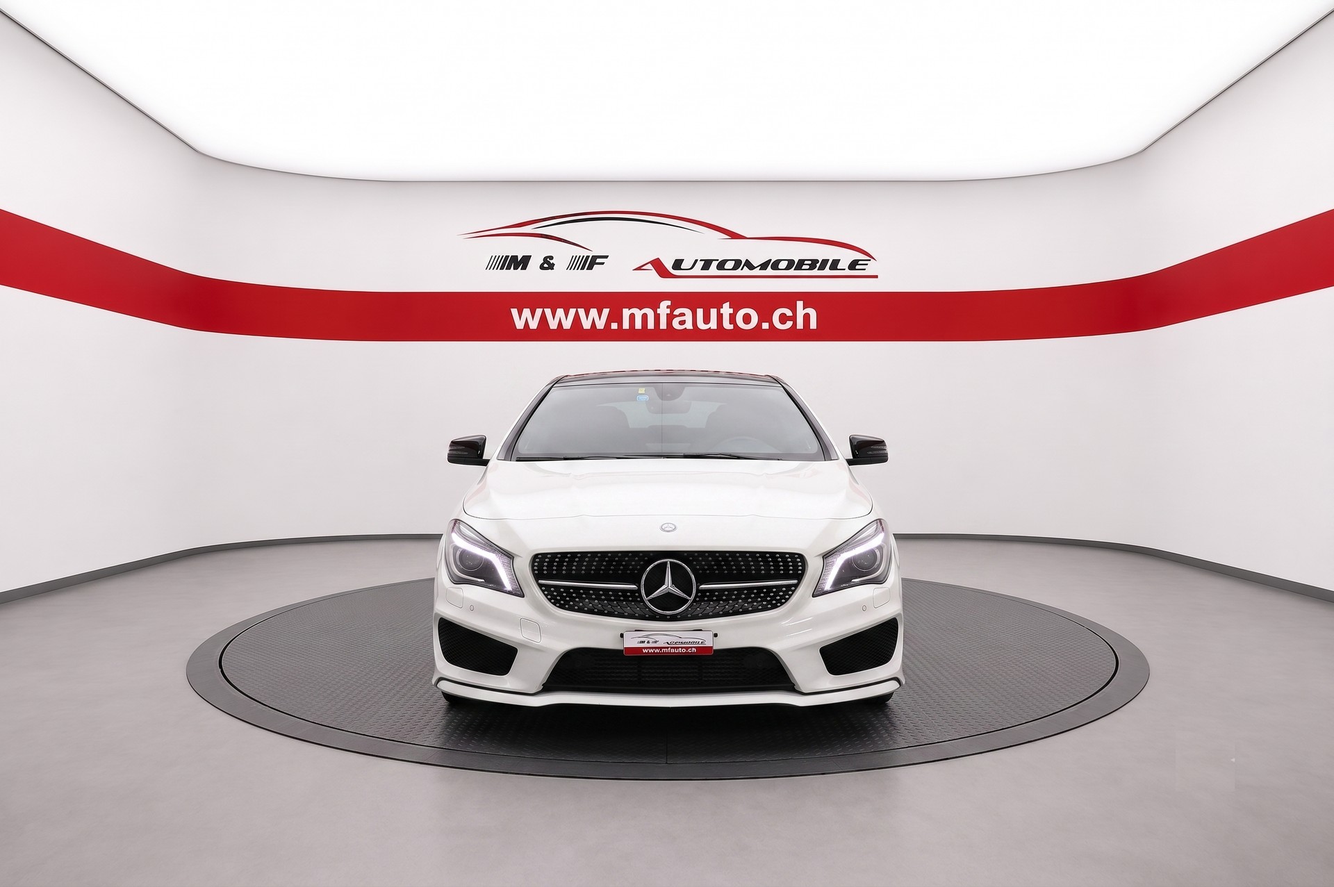 MERCEDES-BENZ CLA 220 CDI AMG Line-image-2