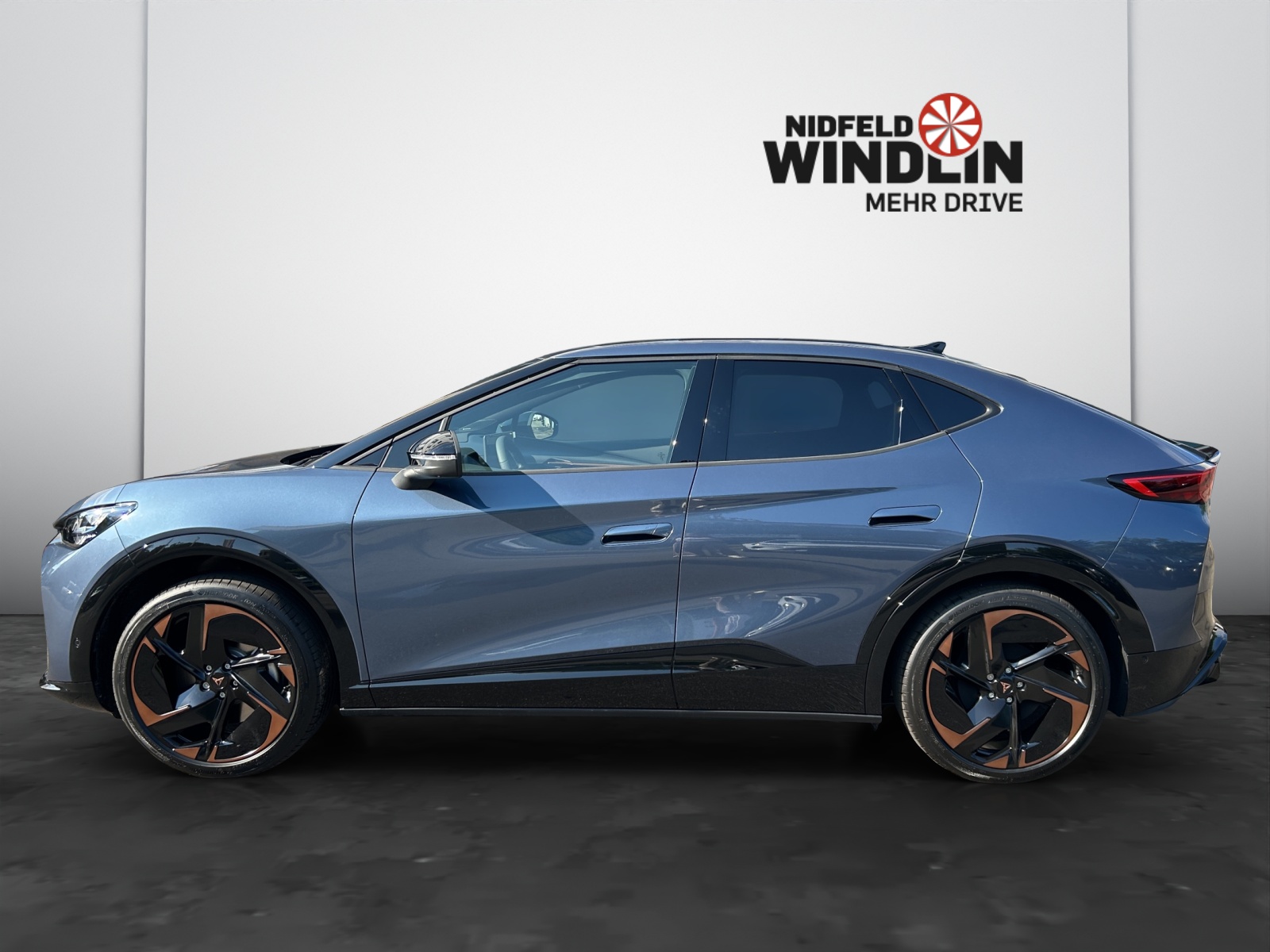 CUPRA Tavascan Type 9 77 kWh Adrenaline Prime Edition-showroom-element-2