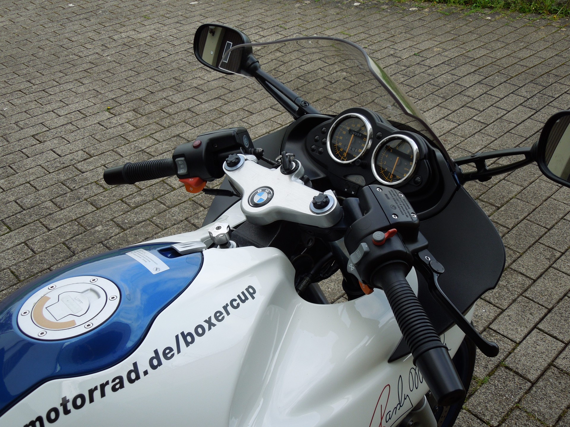BMW R 1100 S Boxer Cup Replica-image-4