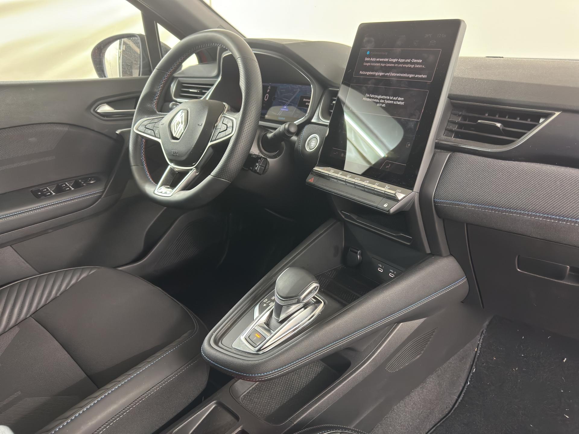RENAULT Captur 1.6 E-Tech 145 Esprit Alpine DHT-image-17